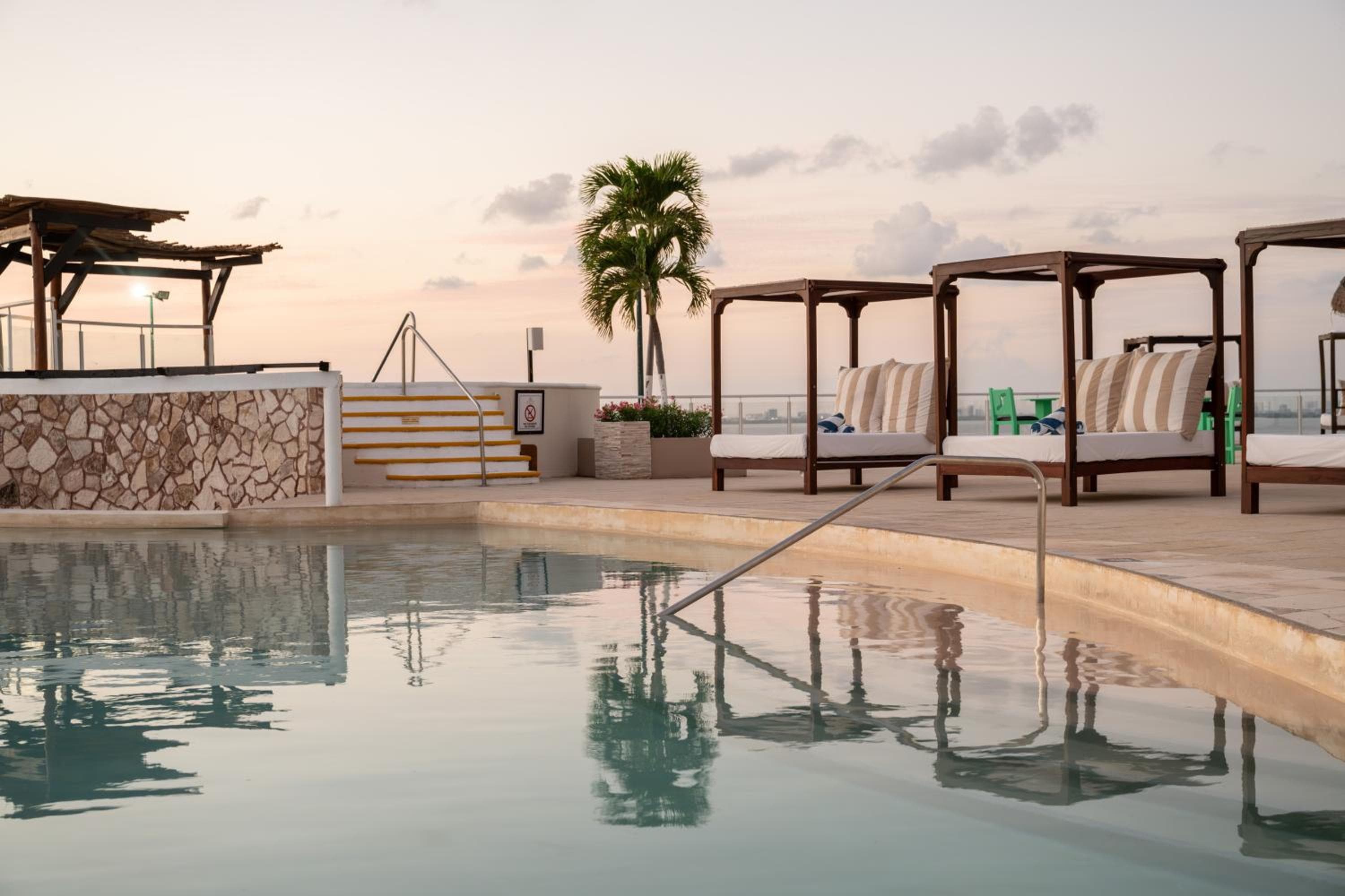 Seadust Cancun Beach Resort - All Inclusive — 7