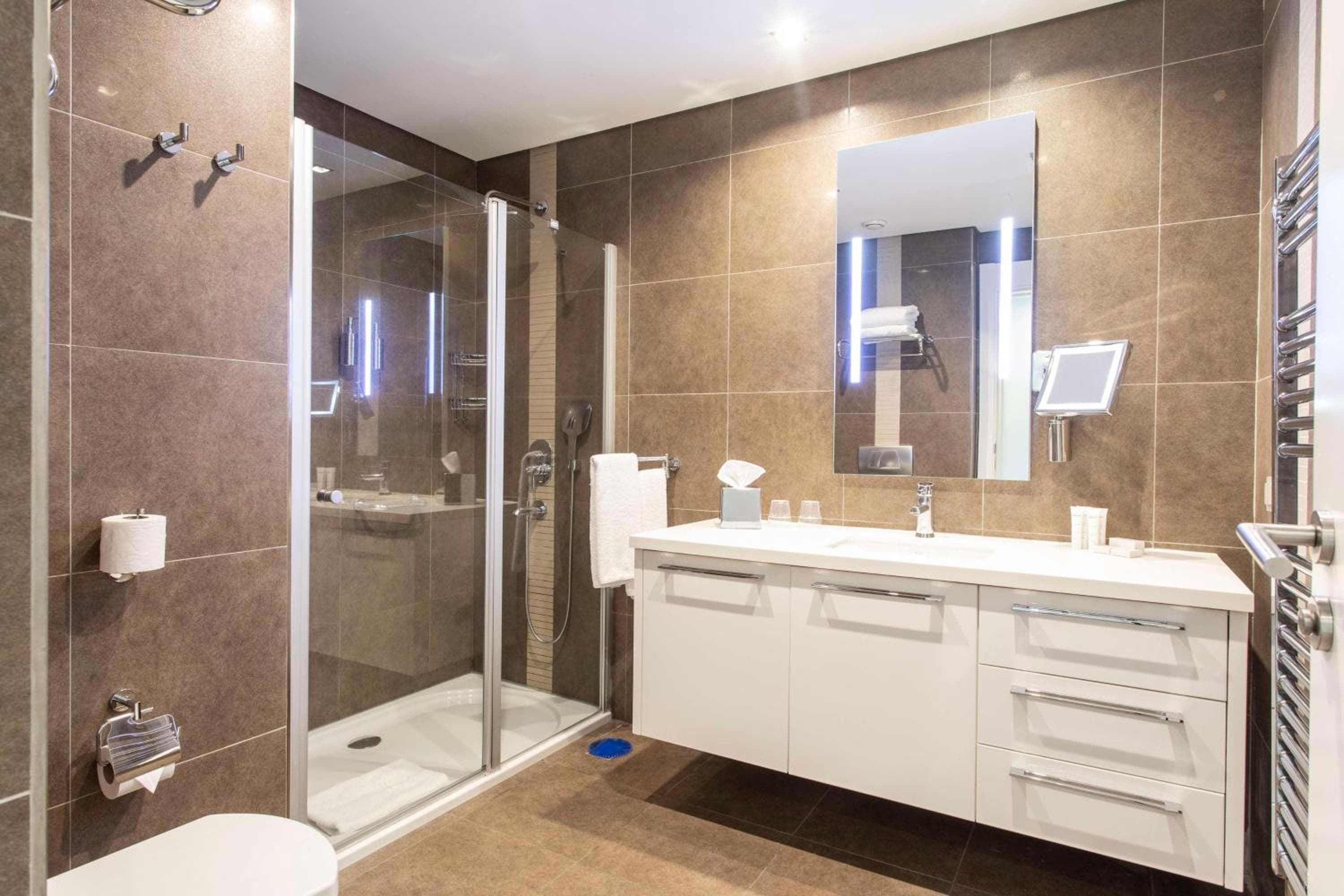 Radisson Residences Avrupa TEM Istanbul — 10
