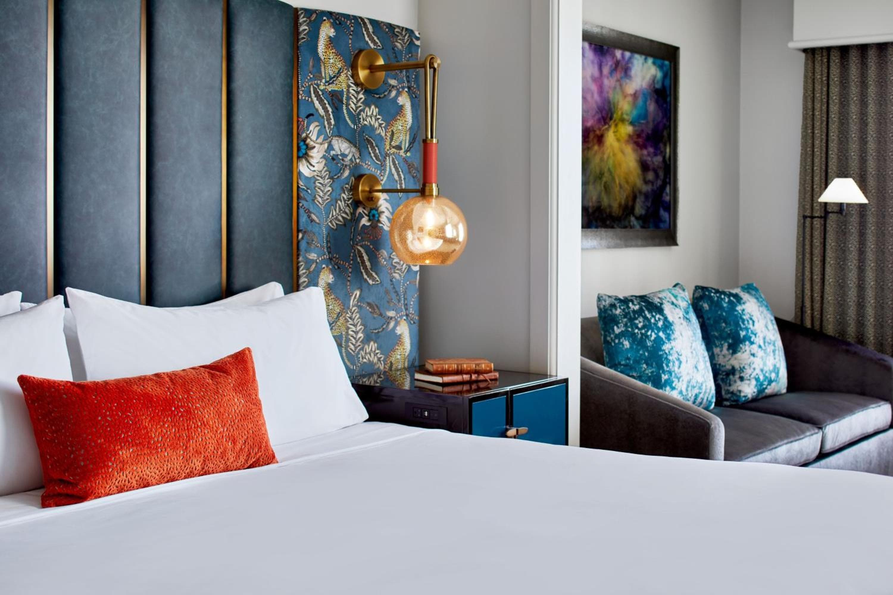 Grand Bohemian Hotel Orlando, colección de autógrafos — 14