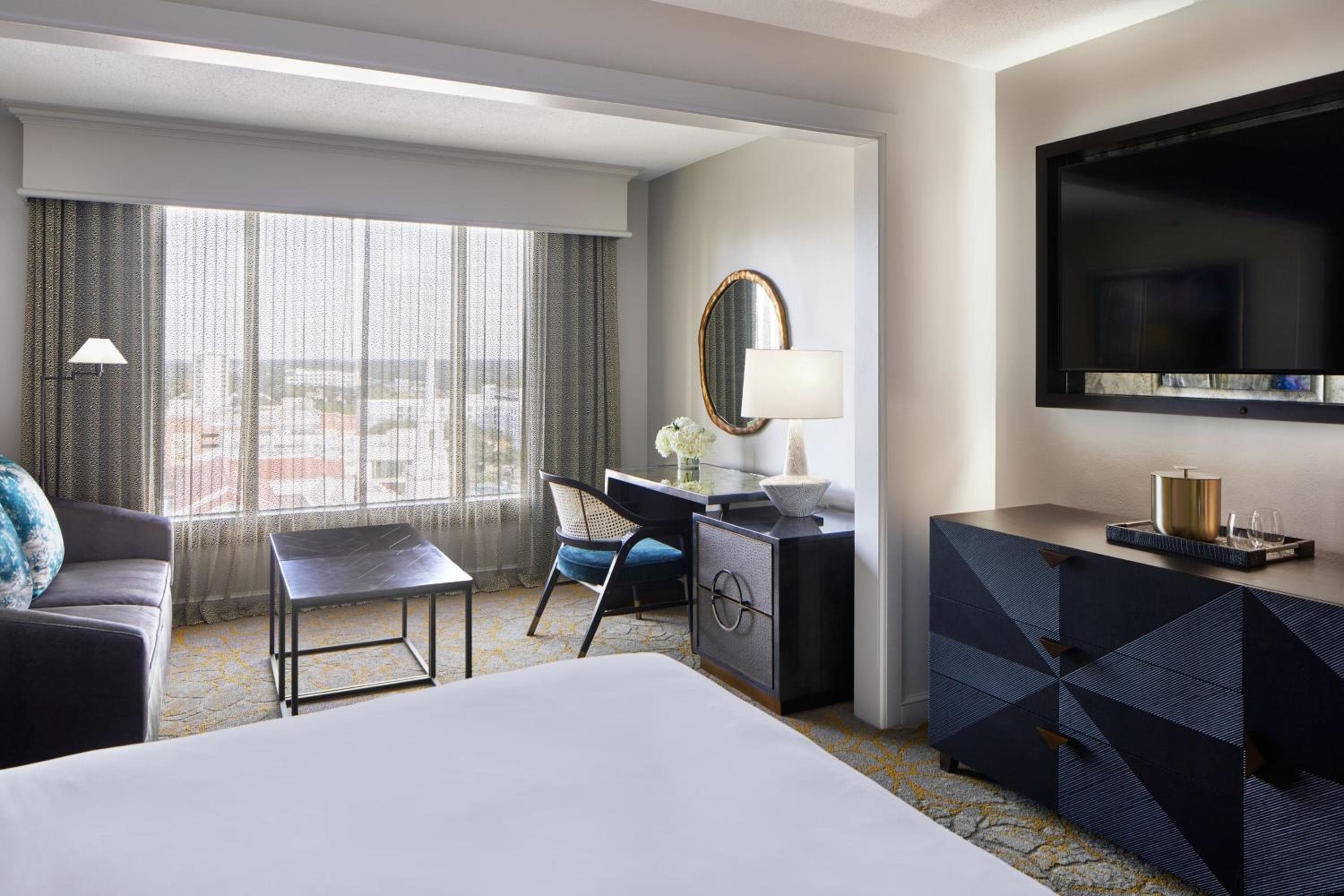 Grand Bohemian Hotel Orlando, colección de autógrafos — 15