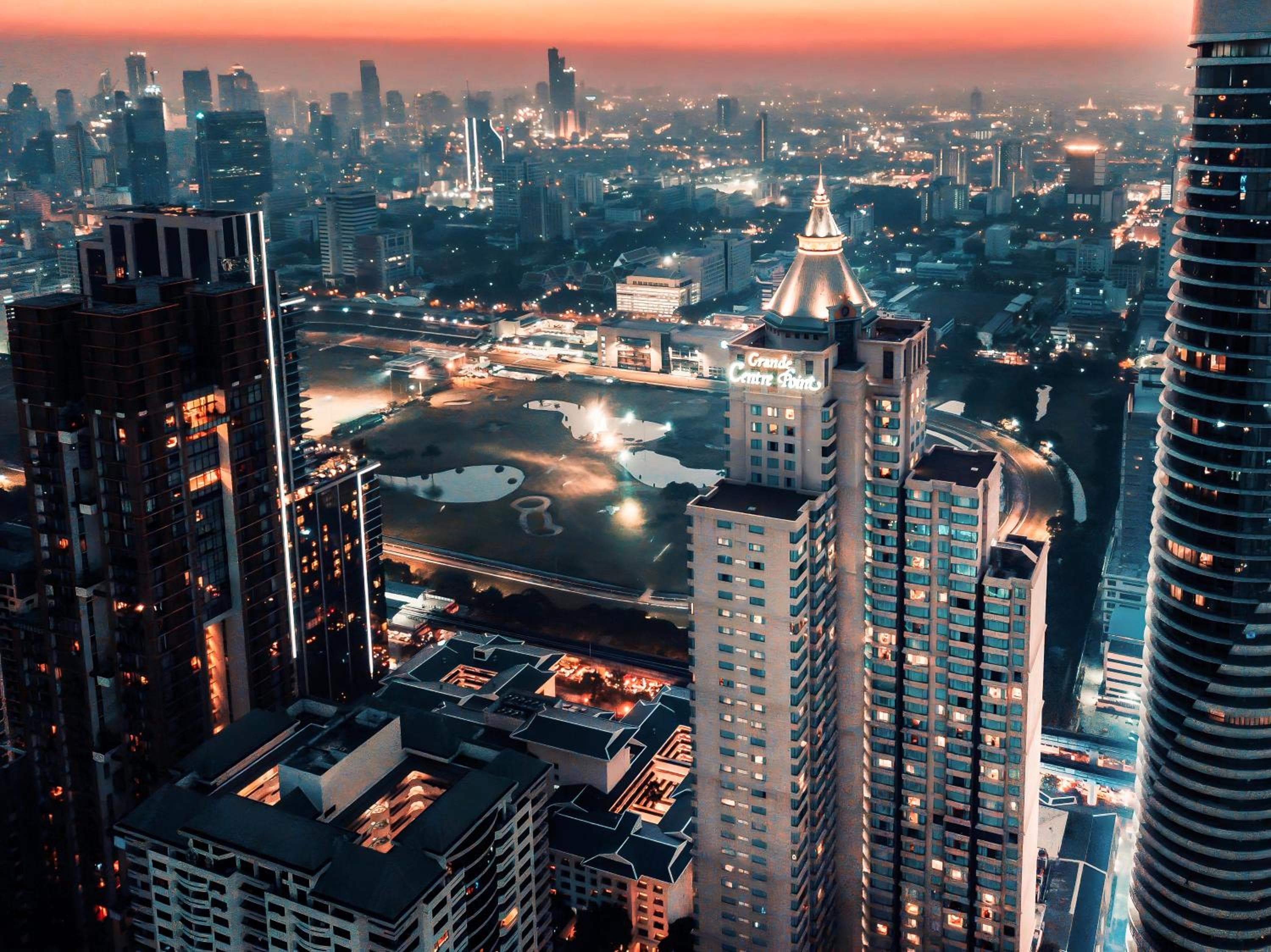 Hotel Grande Centre Point Ratchadamri Bangkok — 1