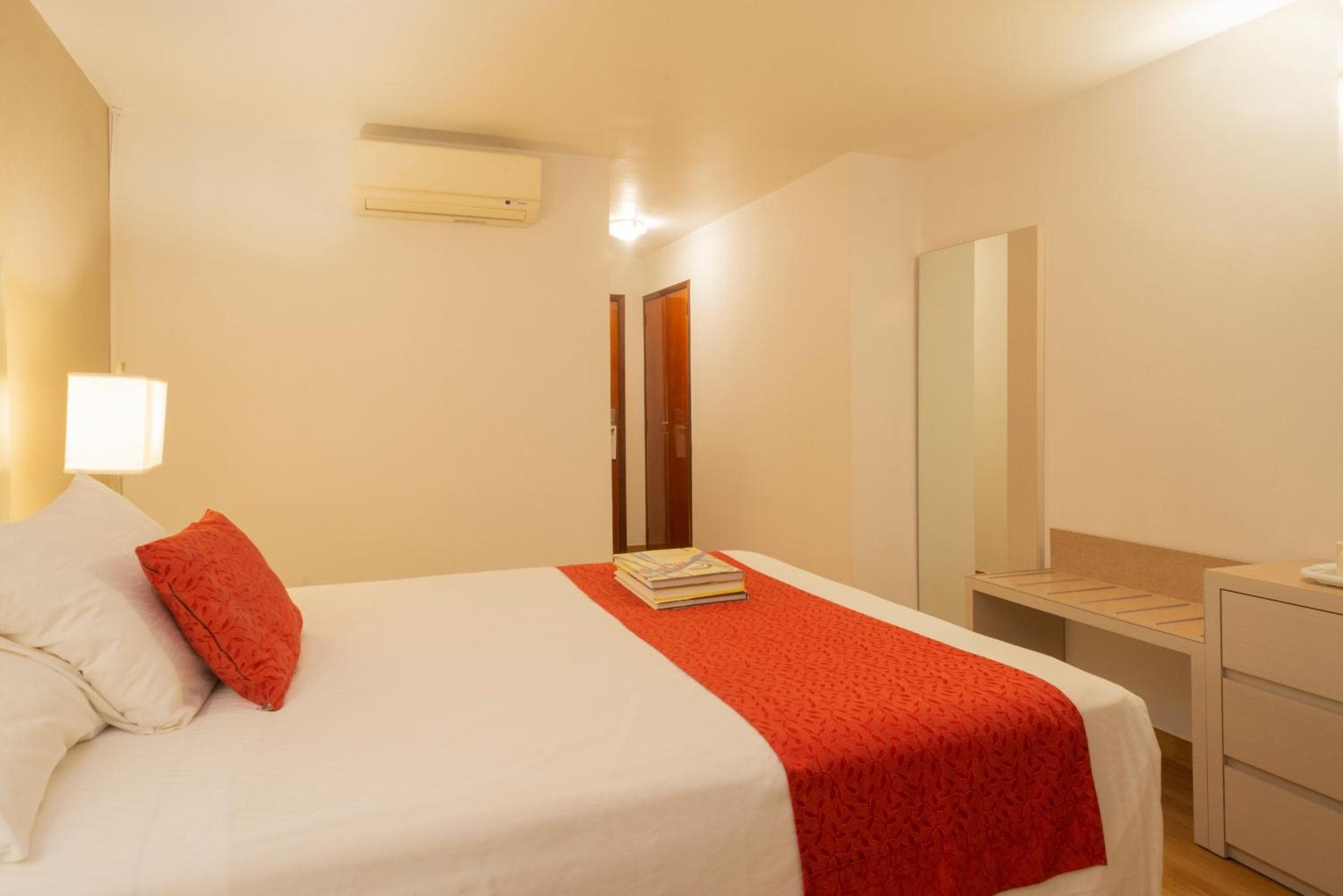 Stanza Hotel — 22