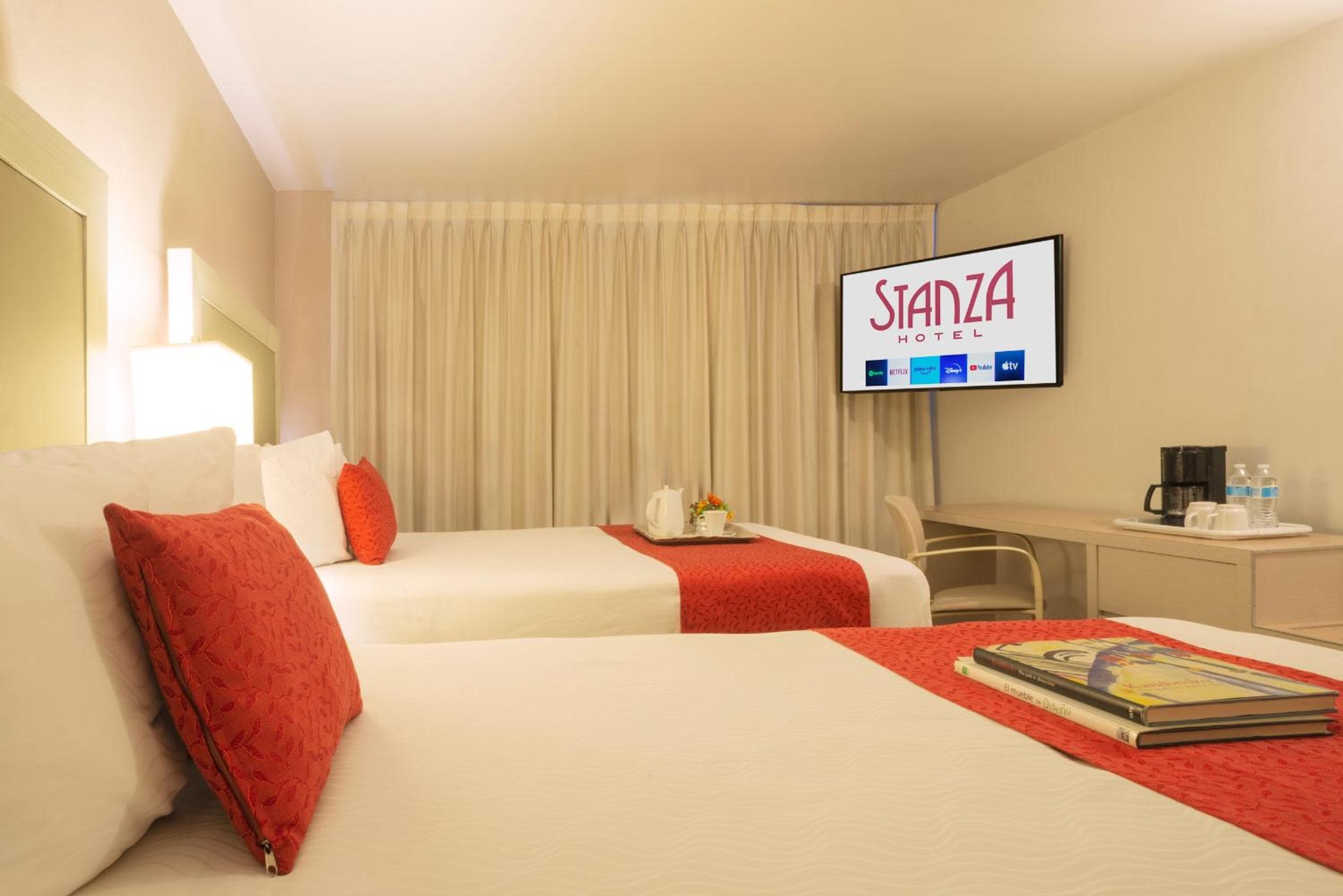 Stanza Hotel — 25