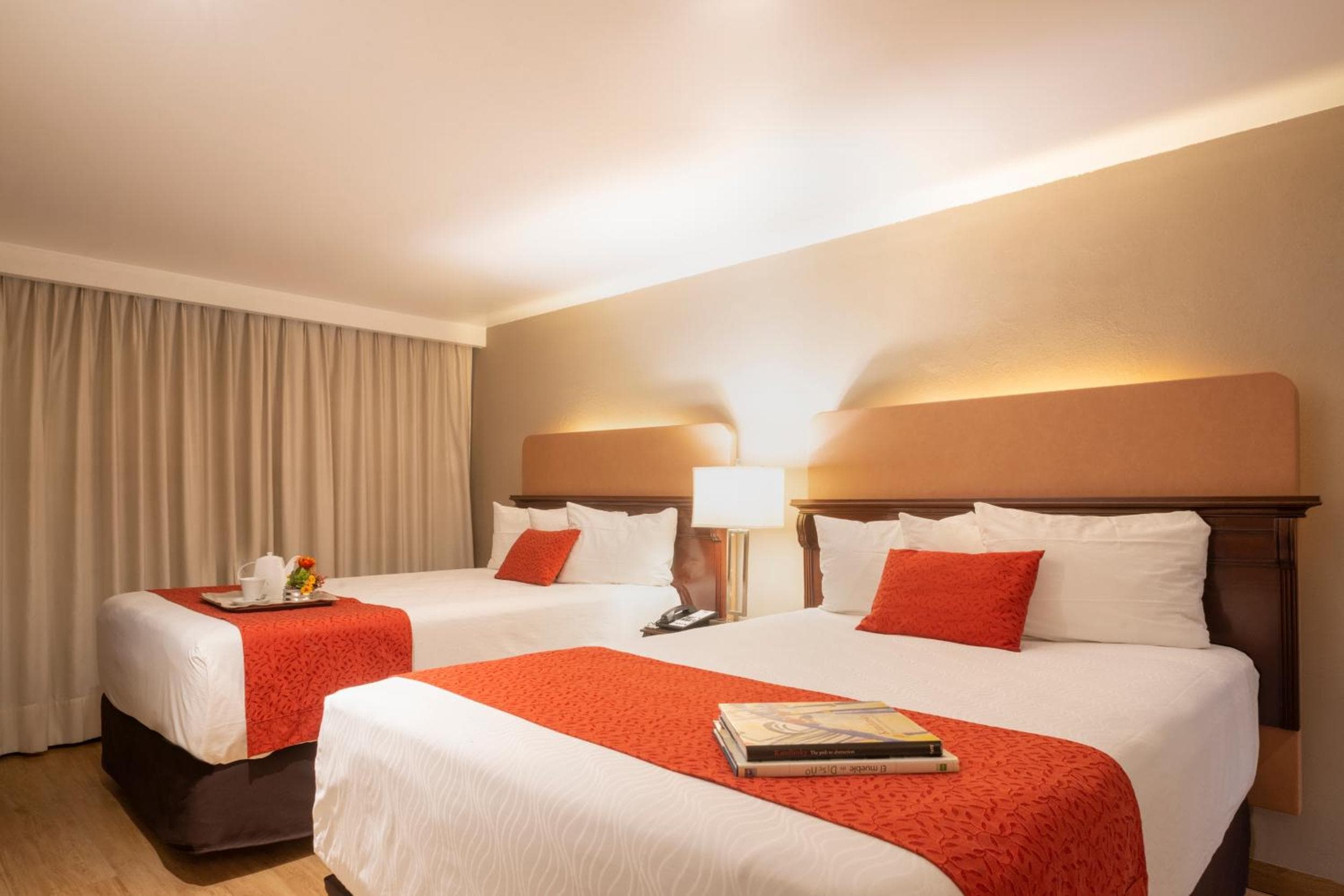 Stanza Hotel — 28
