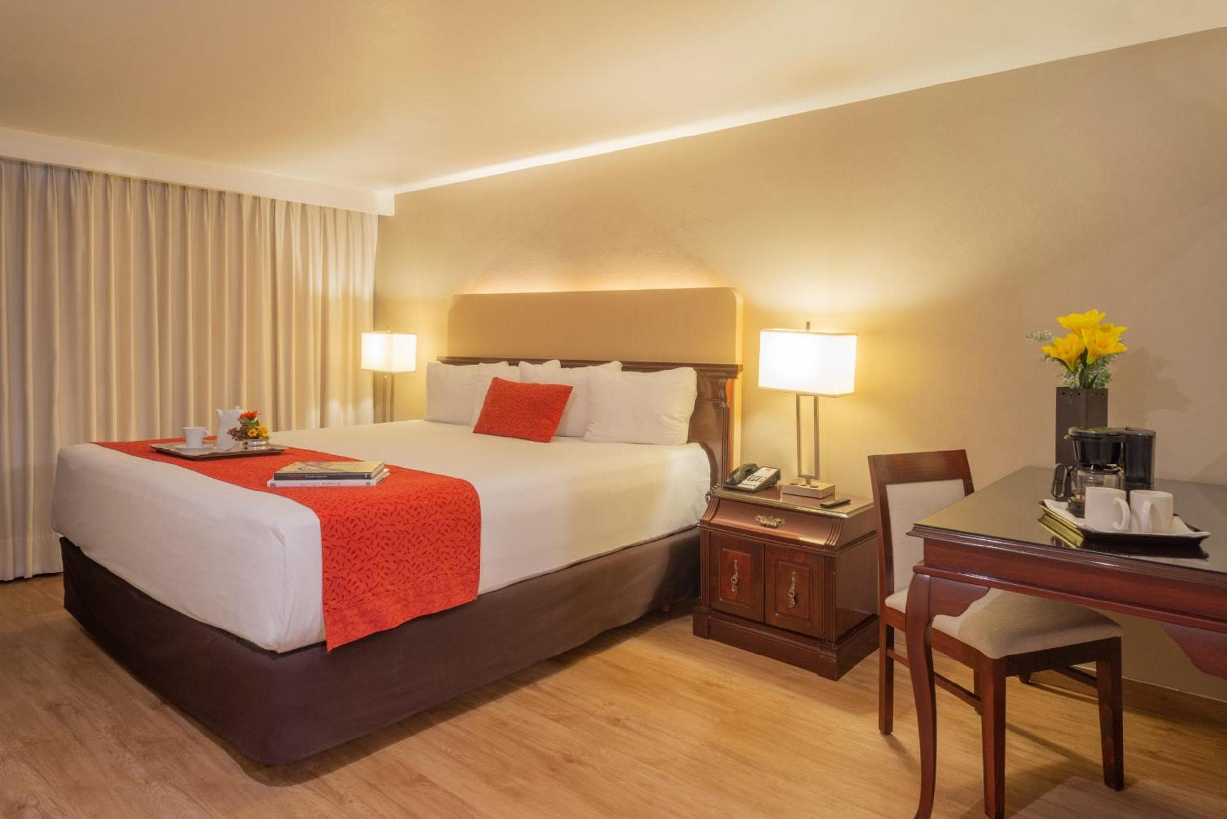 Stanza Hotel — 3