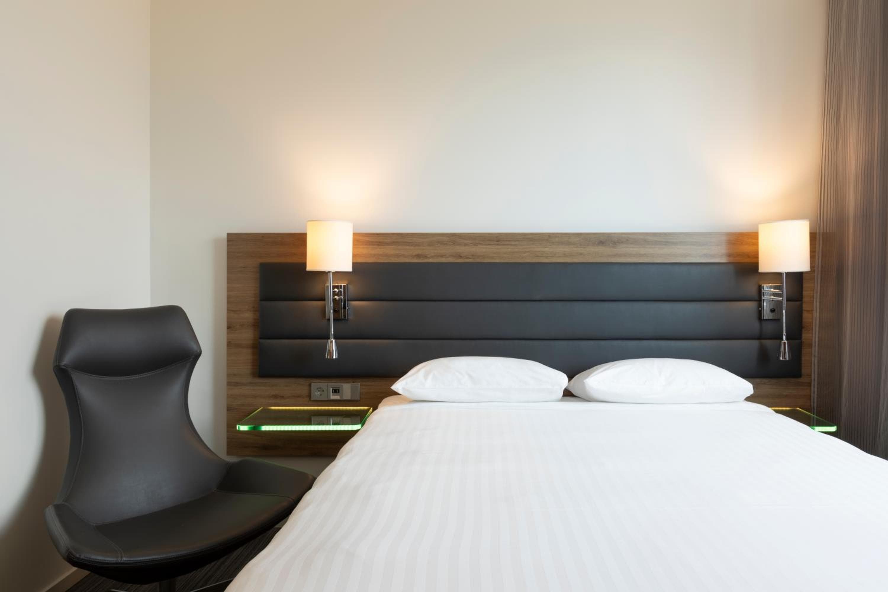 Moxy Londra Excel — 18