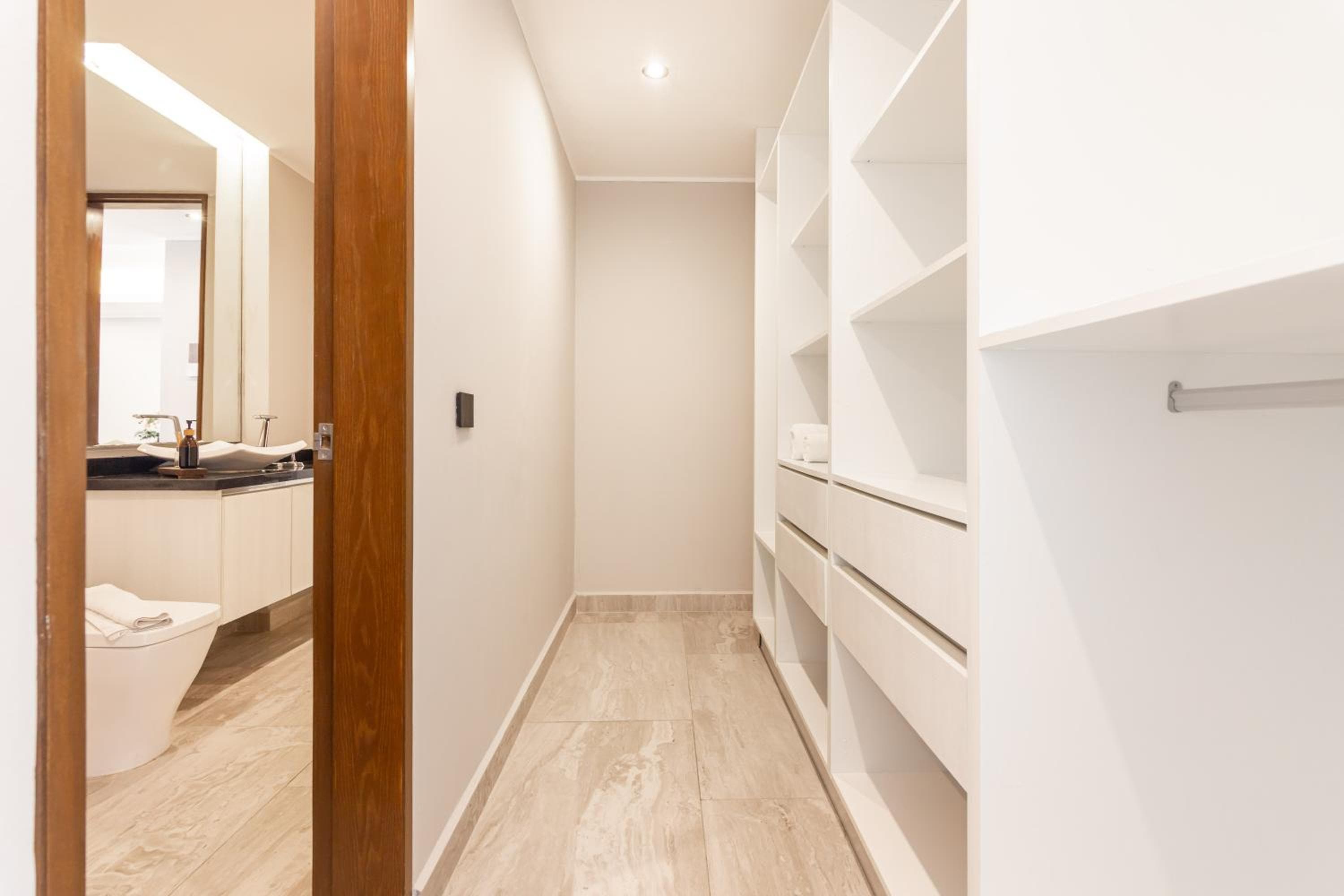 Toh House Luxury by Boutique Apartments MX — 7