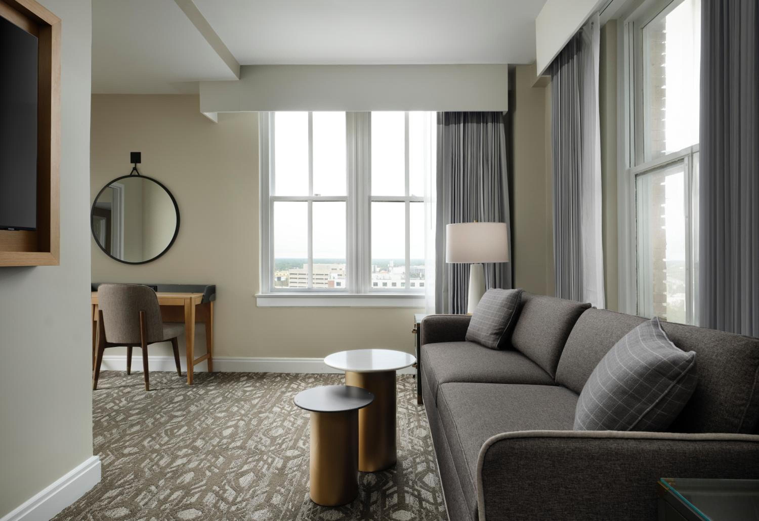 Hotel Flor Tampa Downtown, Tapestry Collection By Hilton — 14
