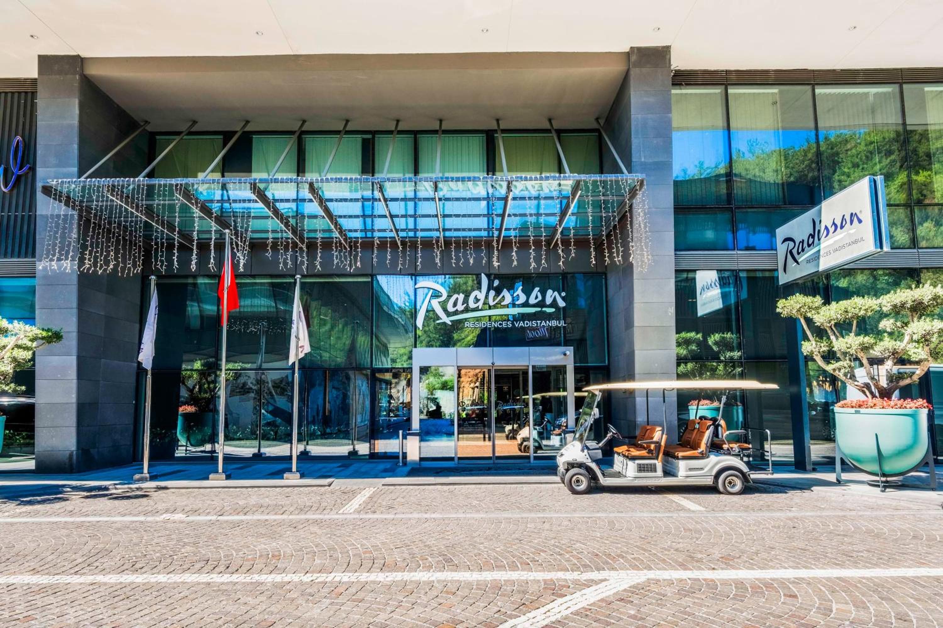 Radisson Residences Vadistanbul — 2