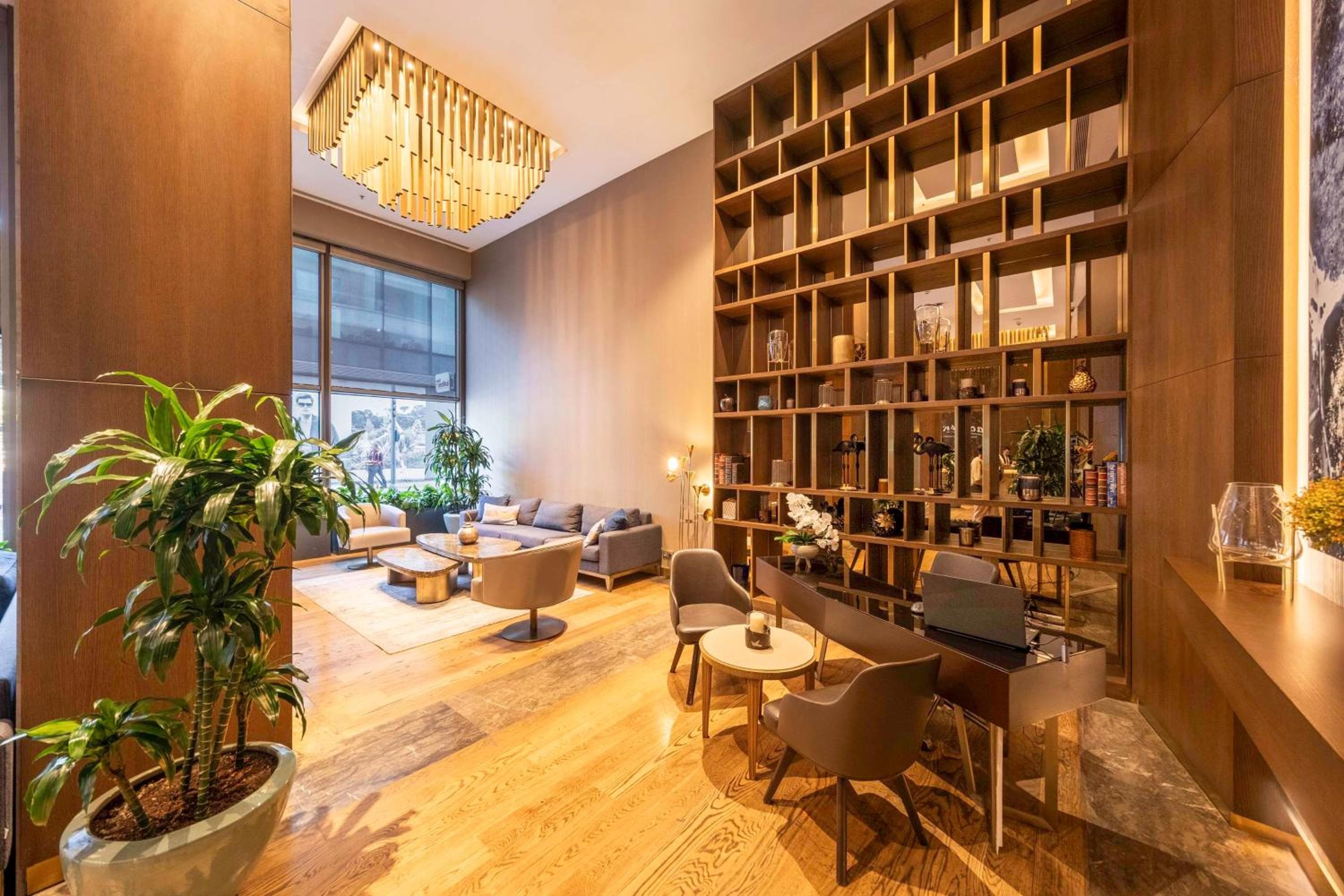 Radisson Residences Vadistanbul — 11