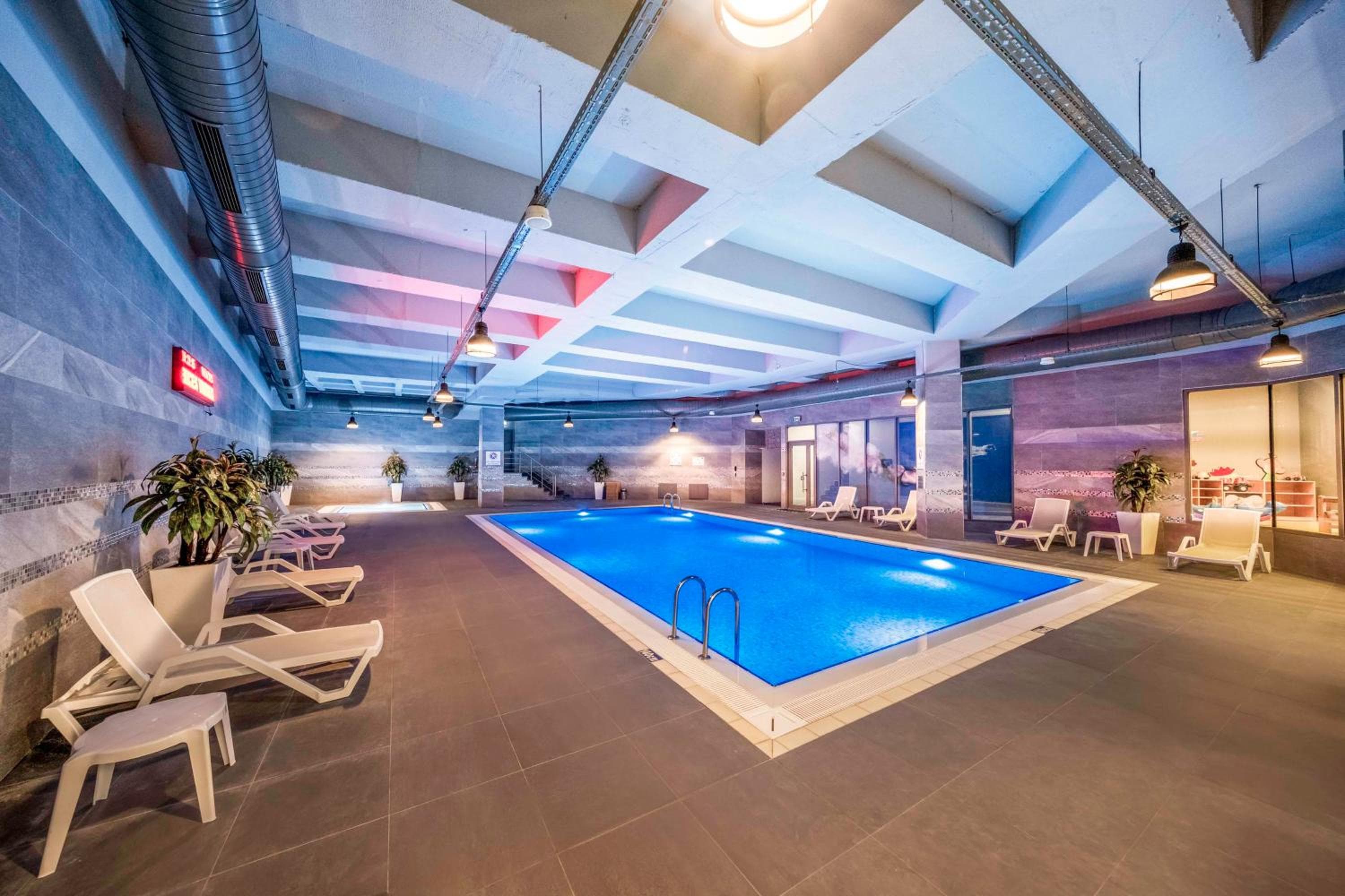 Radisson Residences Vadistanbul — 7