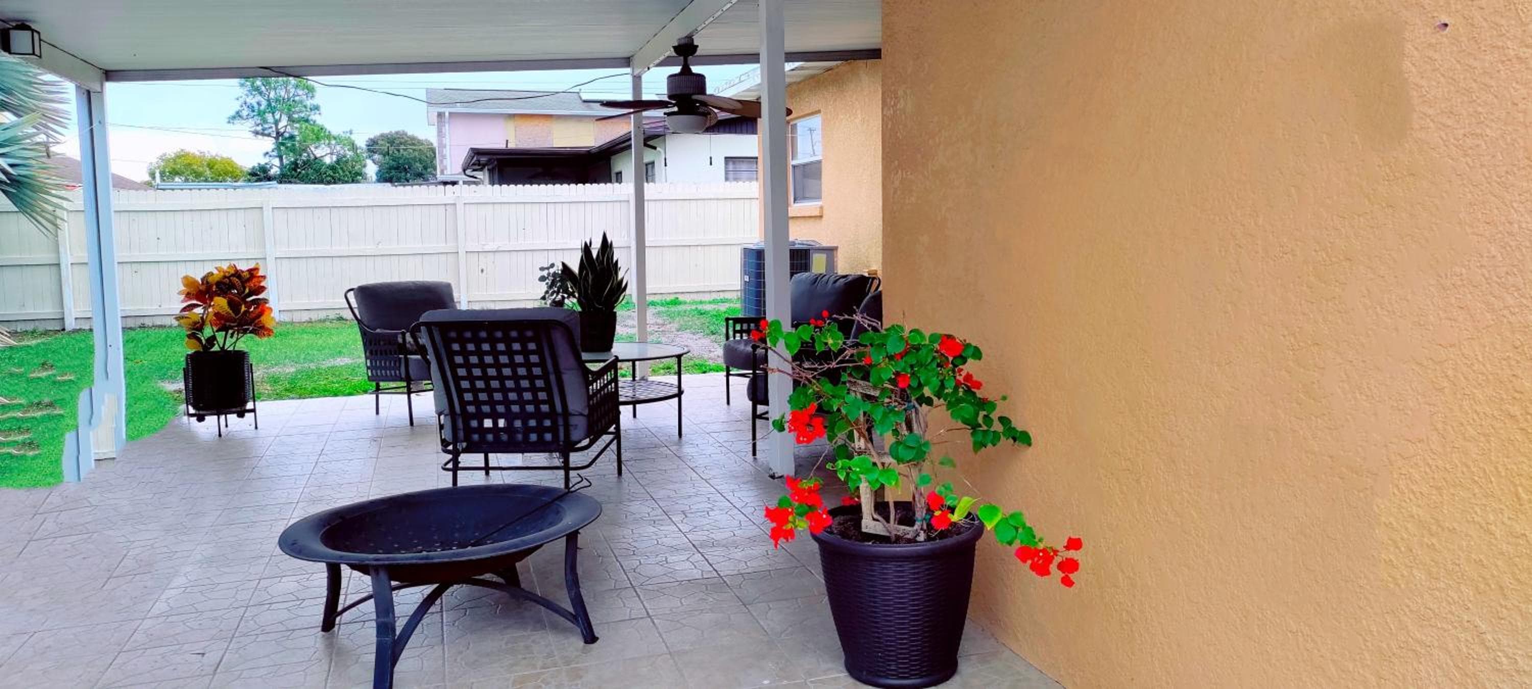Loft Close to Downtown, Raymond James Stadium, Airport and Many More Places — 5