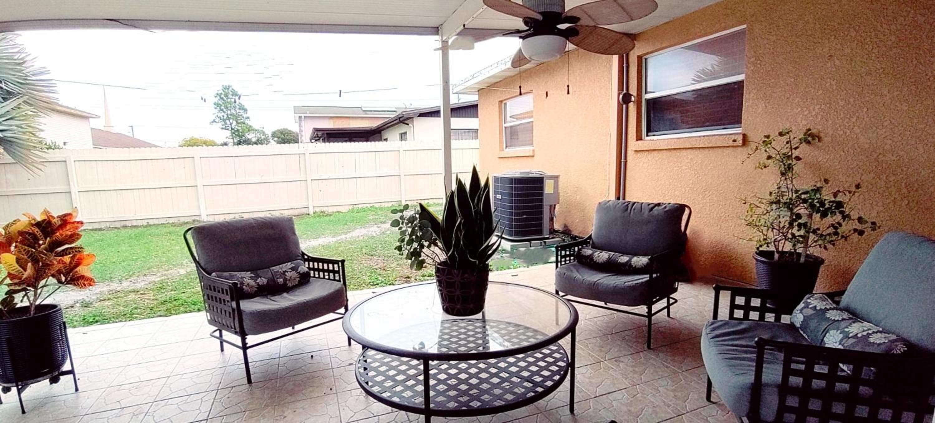 Loft Close to Downtown, Raymond James Stadium, Airport and Many More Places — 6