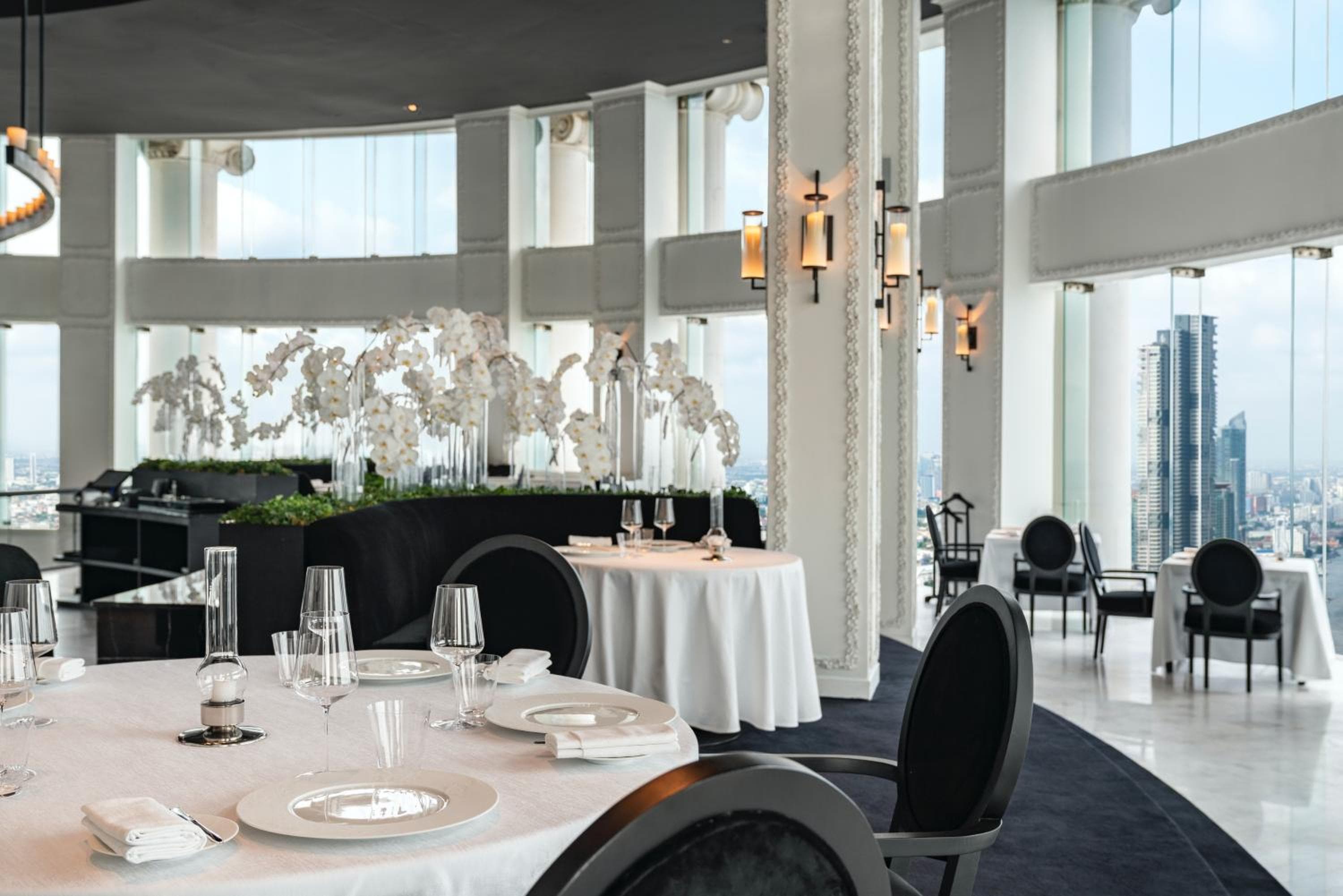 lebua at State Tower hotel, State Tower 1055 Silom Road, Bangrak, Bangkok, Thailand — photo 137