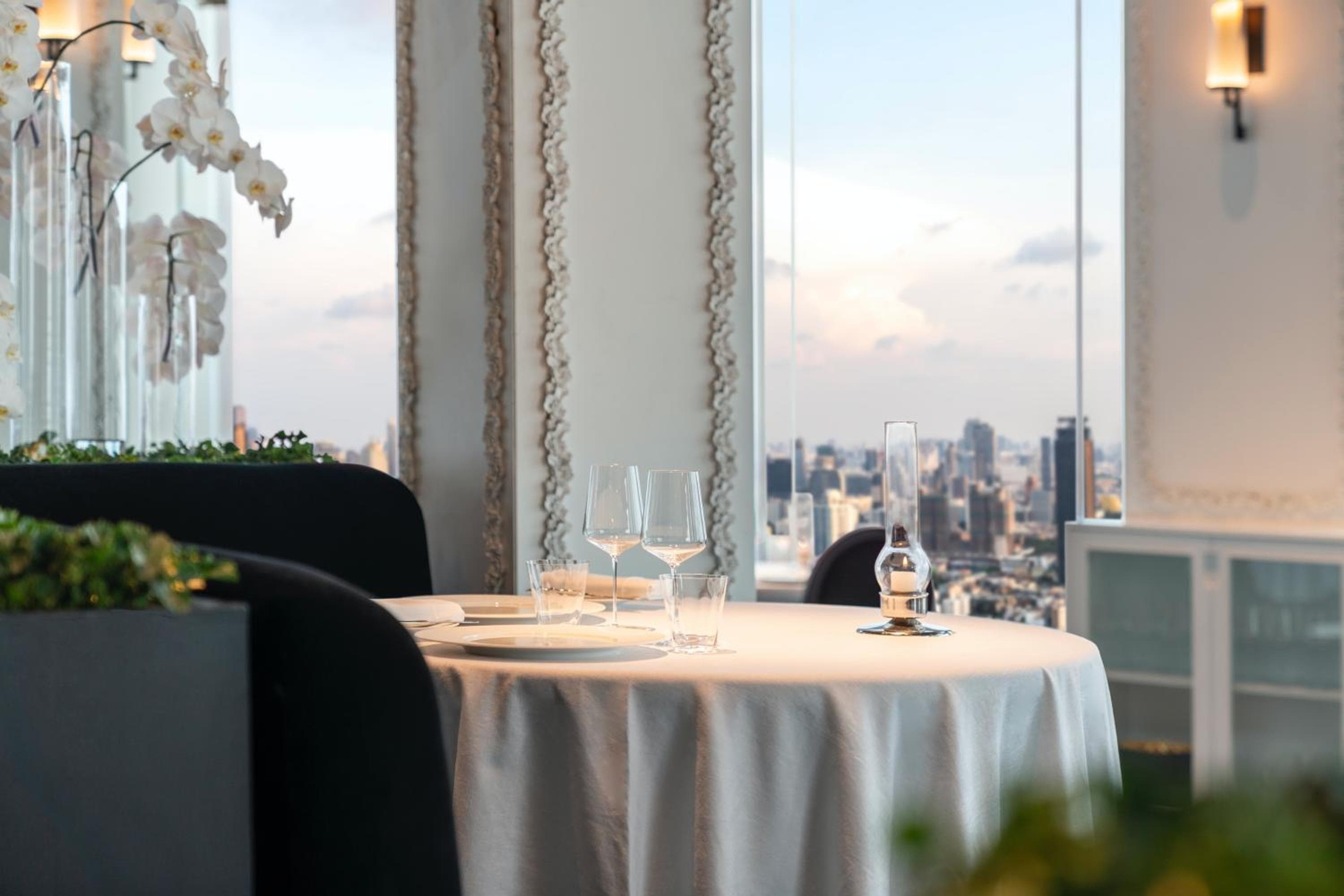 lebua at State Tower hotel, State Tower 1055 Silom Road, Bangrak, Bangkok, Thailand — photo 144