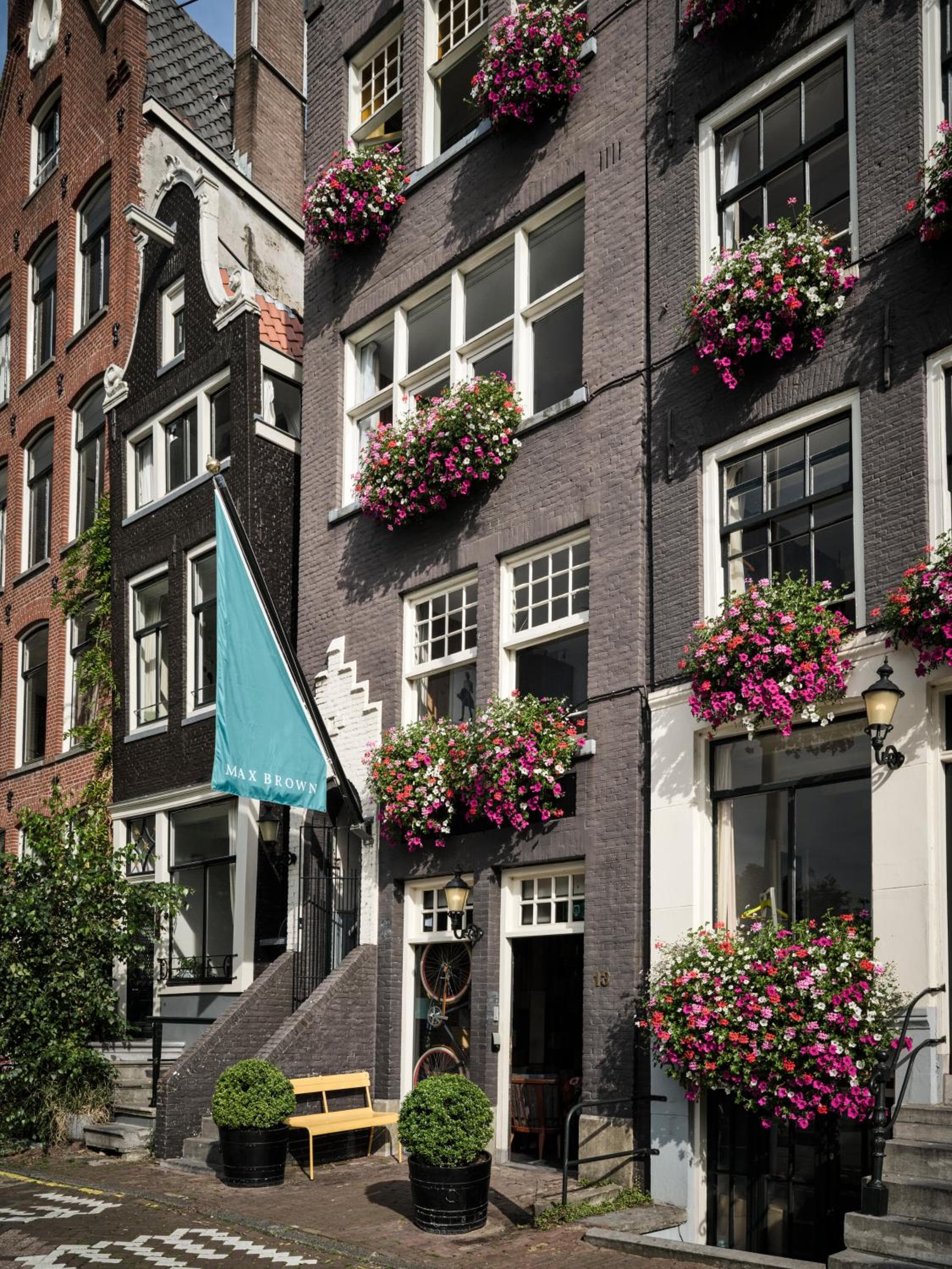 Max Brown Hotel Canal District, part of Sircle Collection — 29