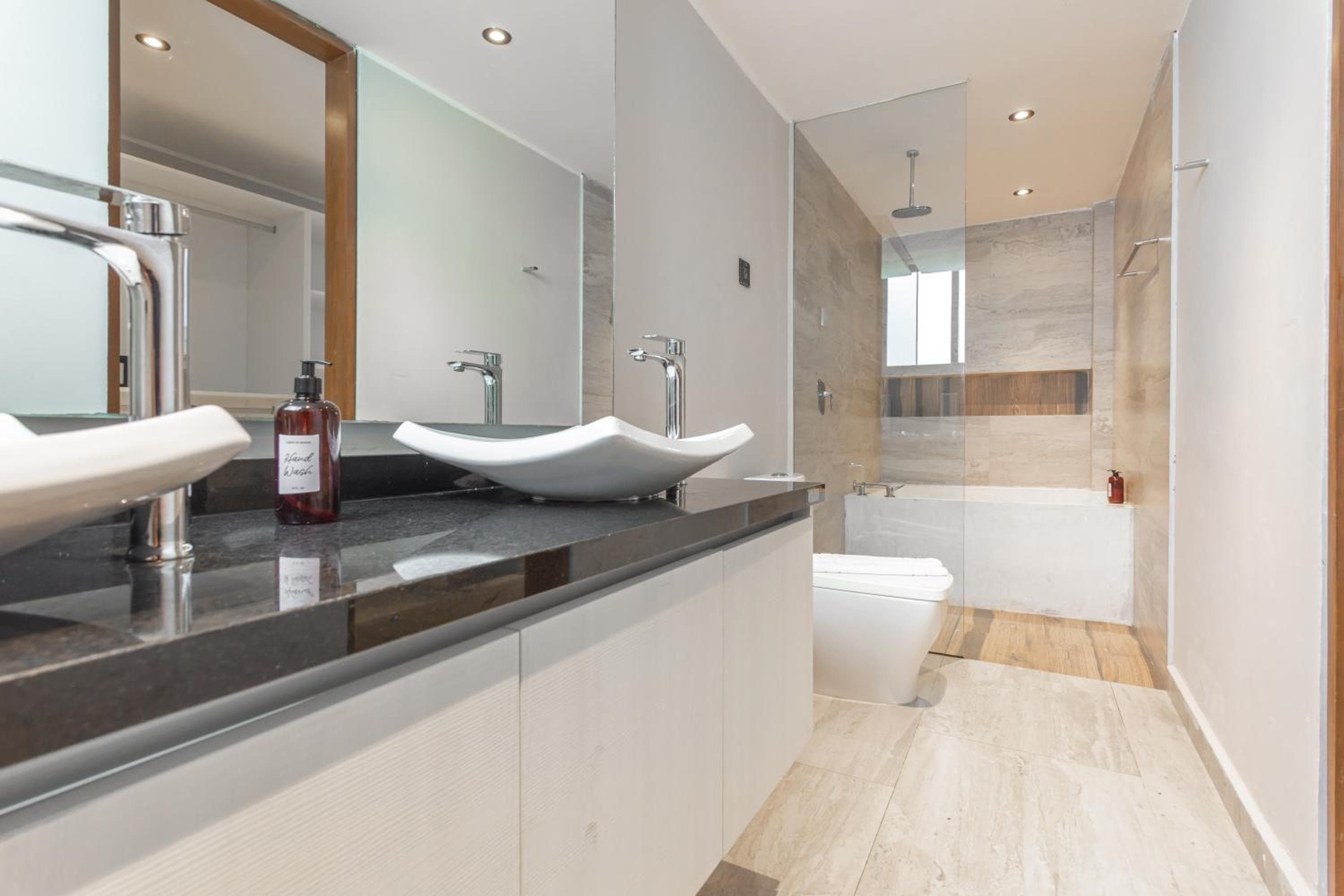 Toh House Luxury by Boutique Apartments MX — 28