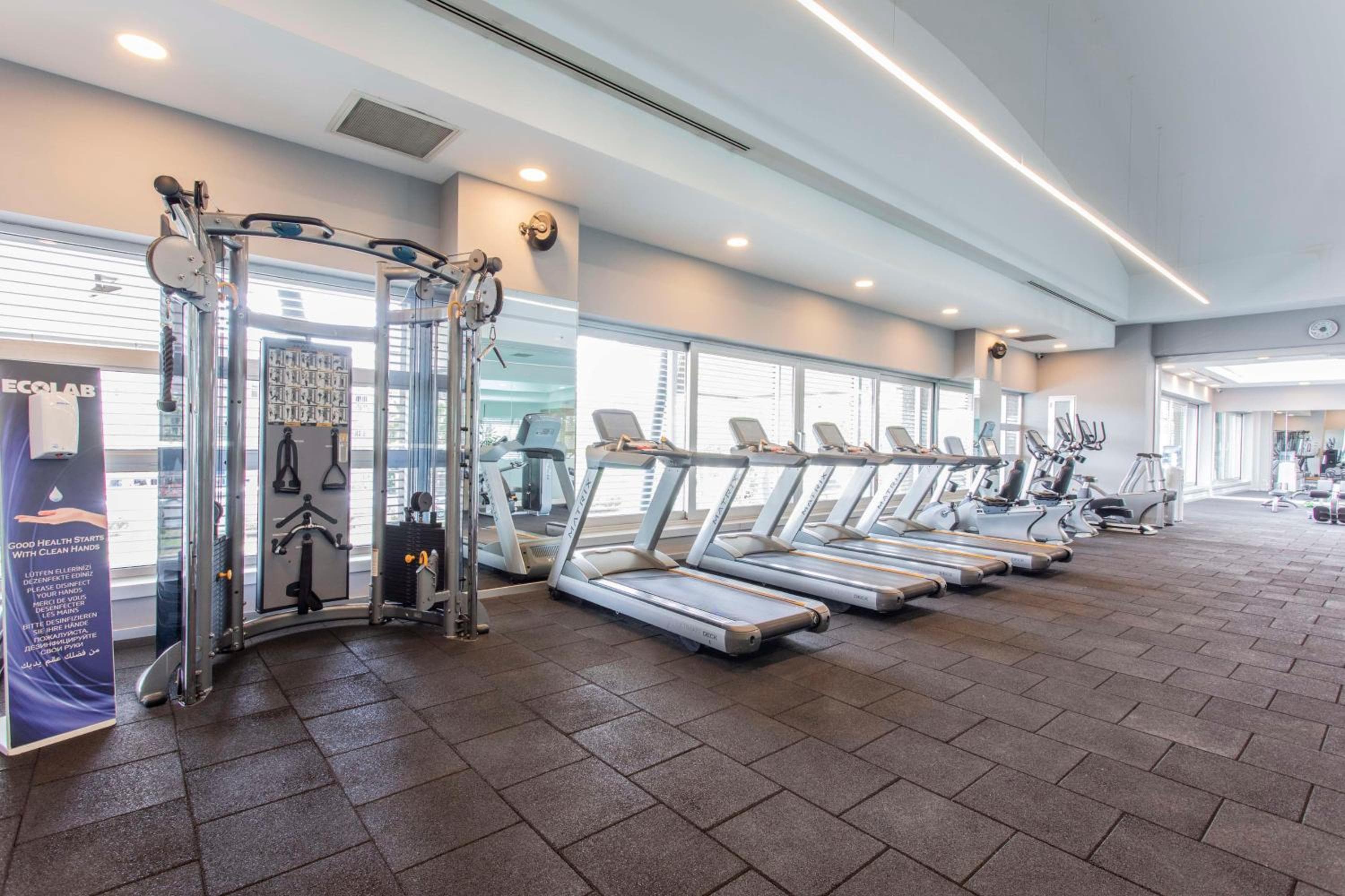 Radisson Residences Avrupa TEM Istanbul — 14