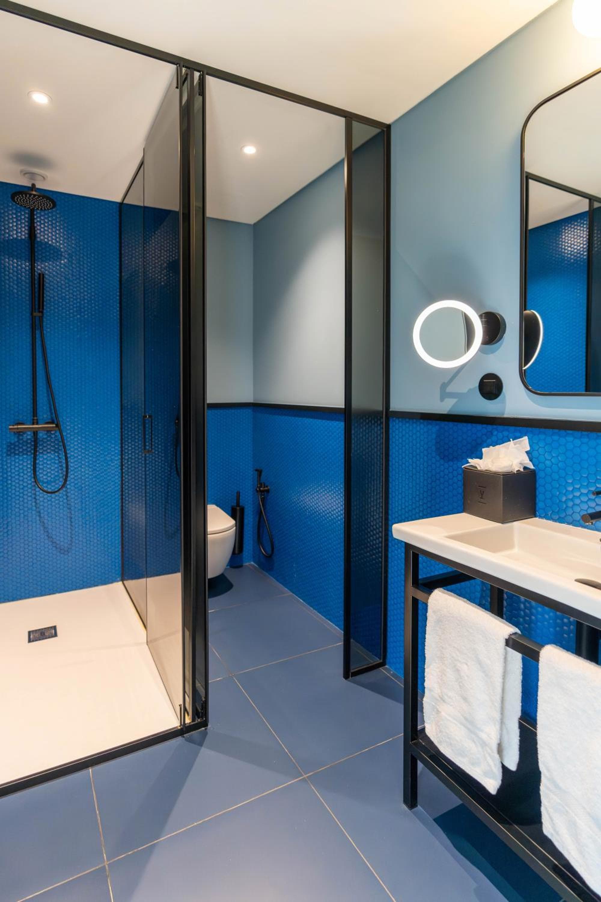 L'Editory Riverside Hotel, un hotel storico — 27