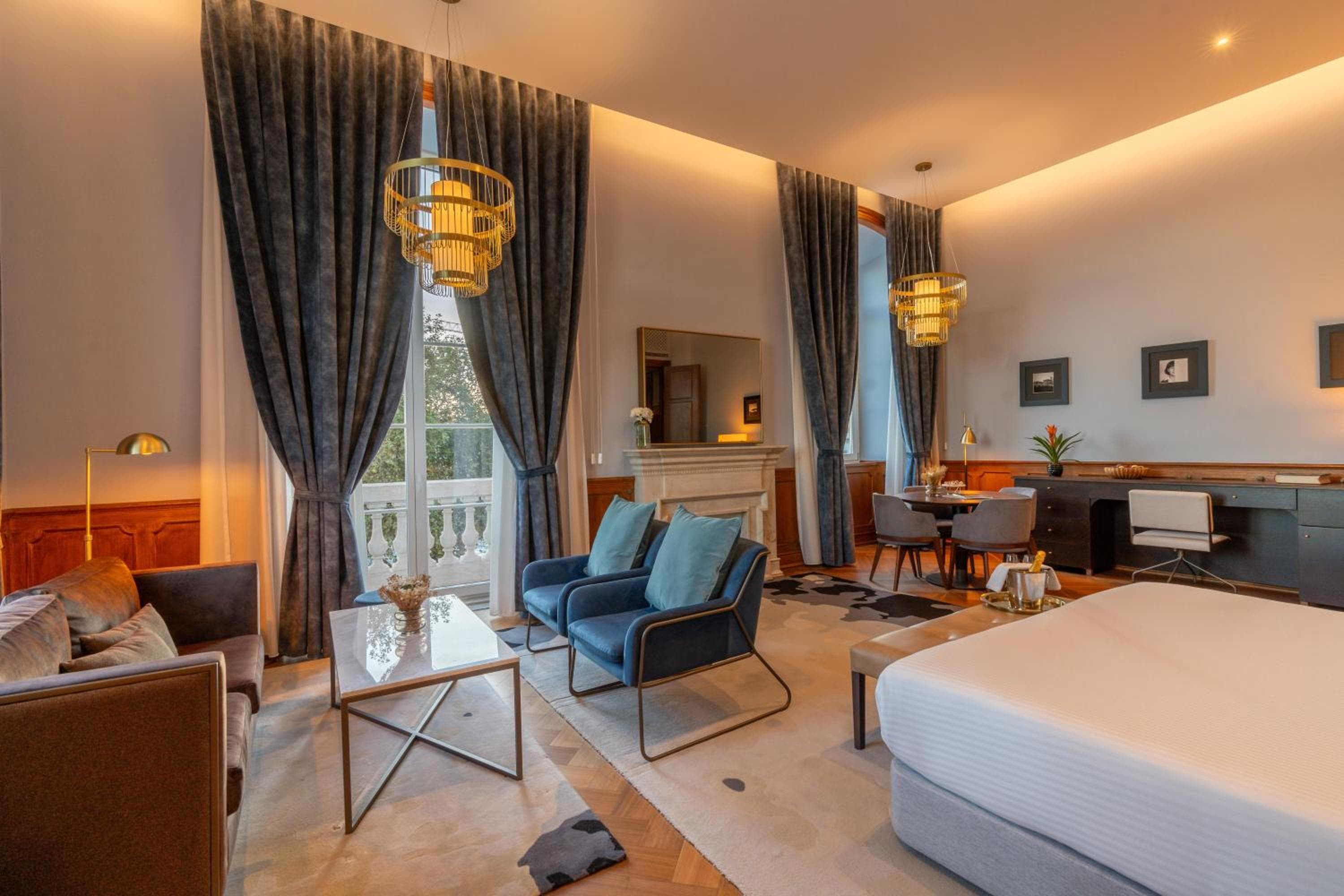 L'Editory Riverside Hotel, un hotel storico — 30