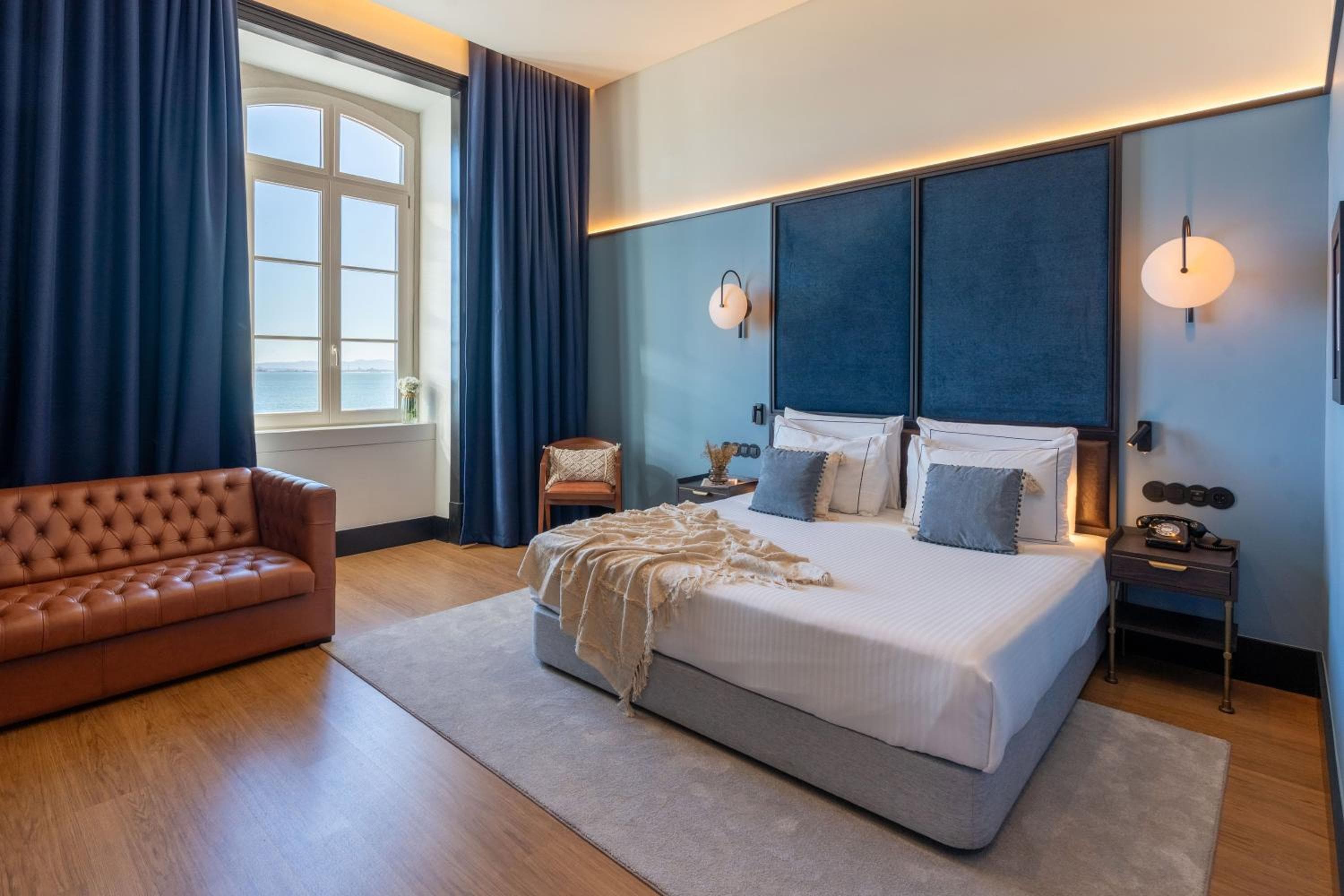 The Editory Riverside Hotel, an Historic Hotel — 23