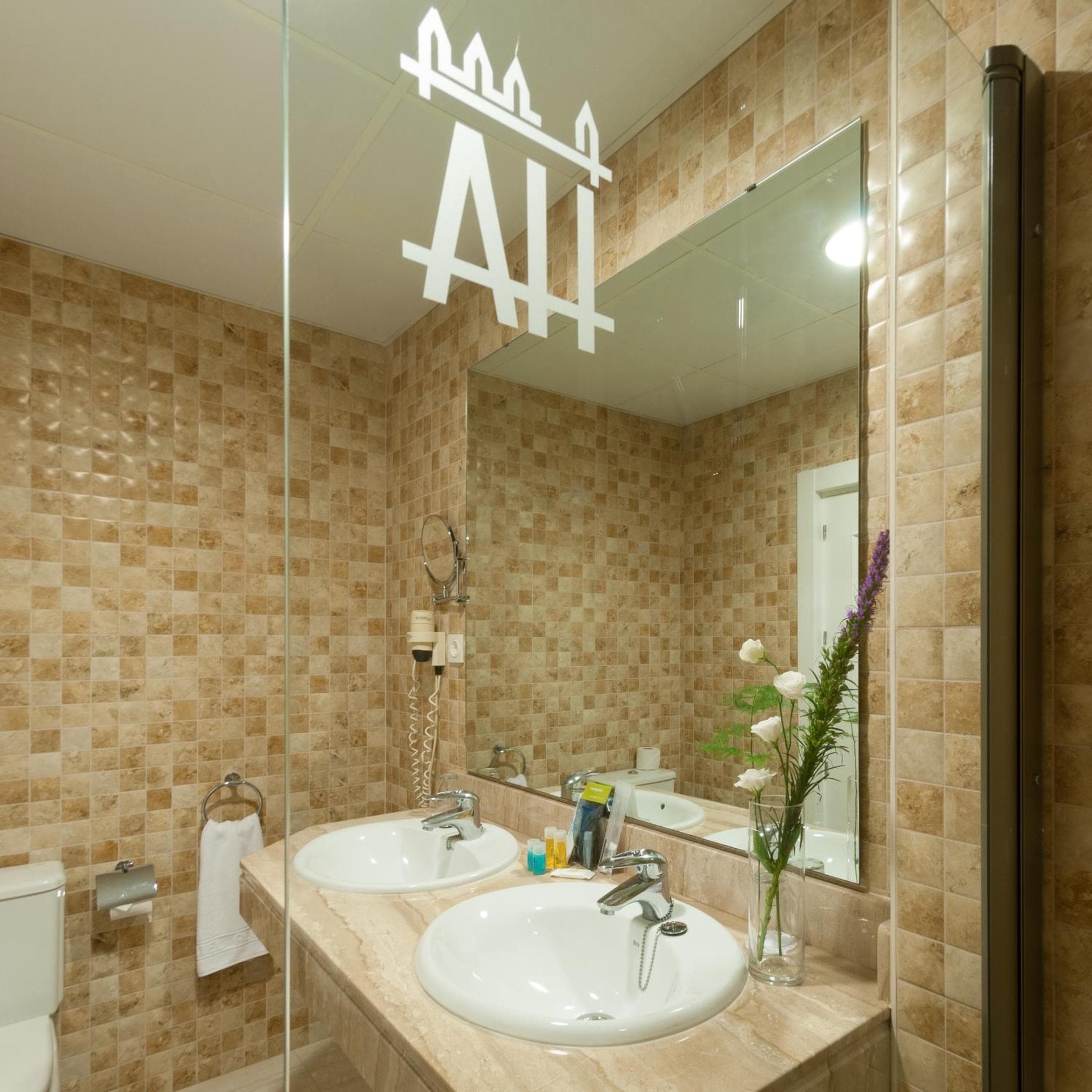 Hotel Alcázar — 27