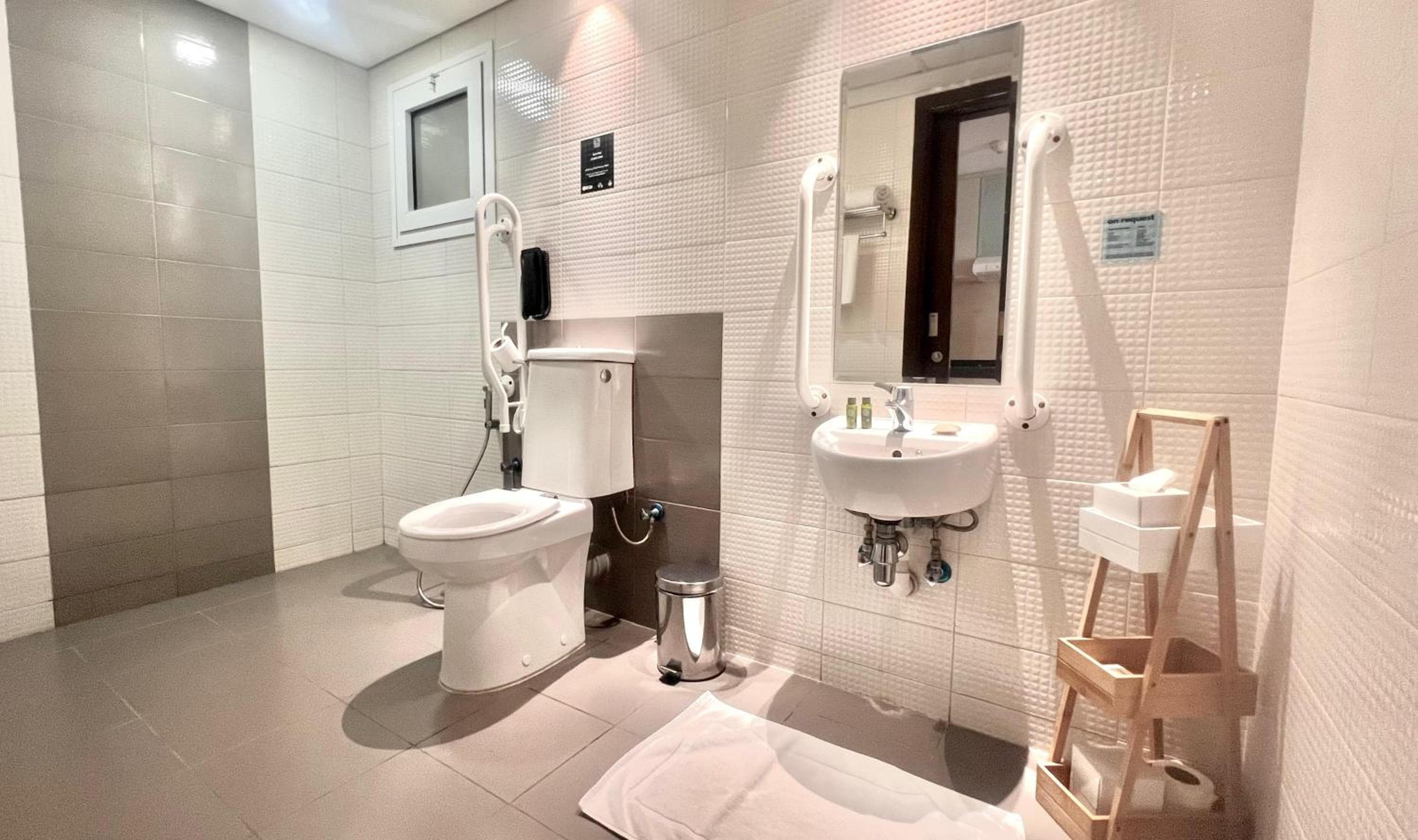 Leva Hotel e Suite, di fronte al centro città — 20