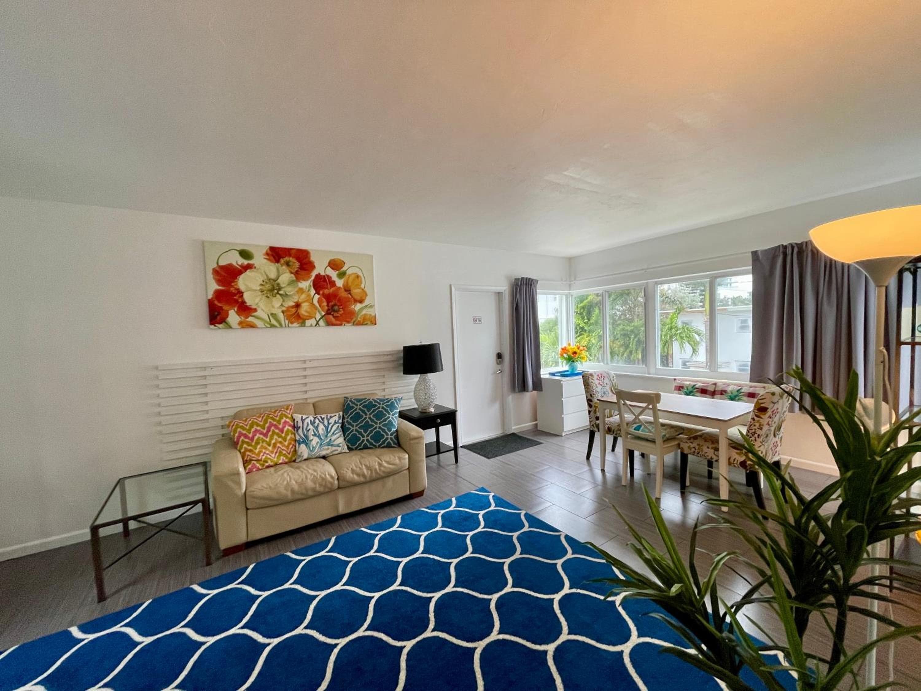 Nobleton Hotel — 23
