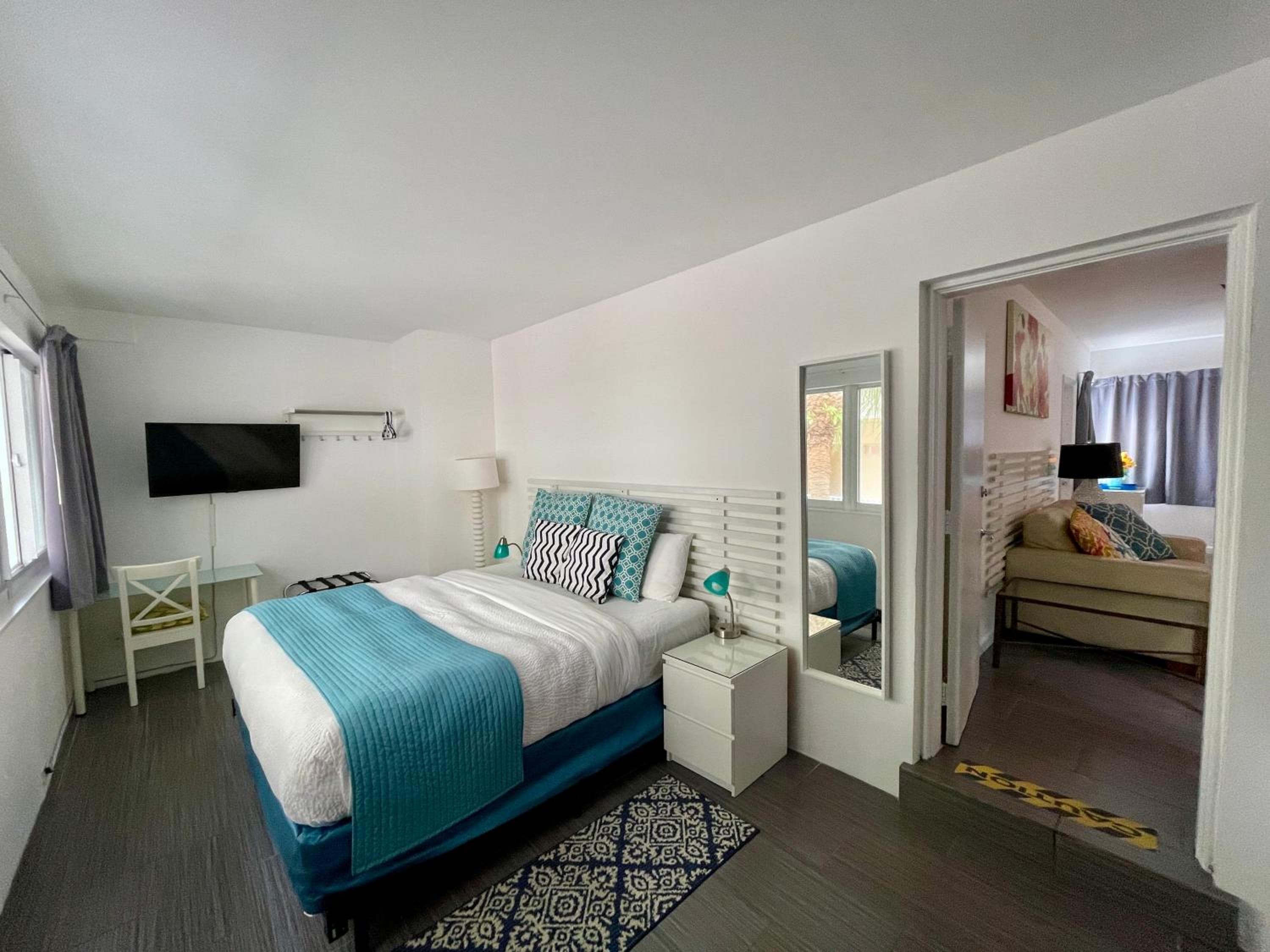 Nobleton Hotel — 27