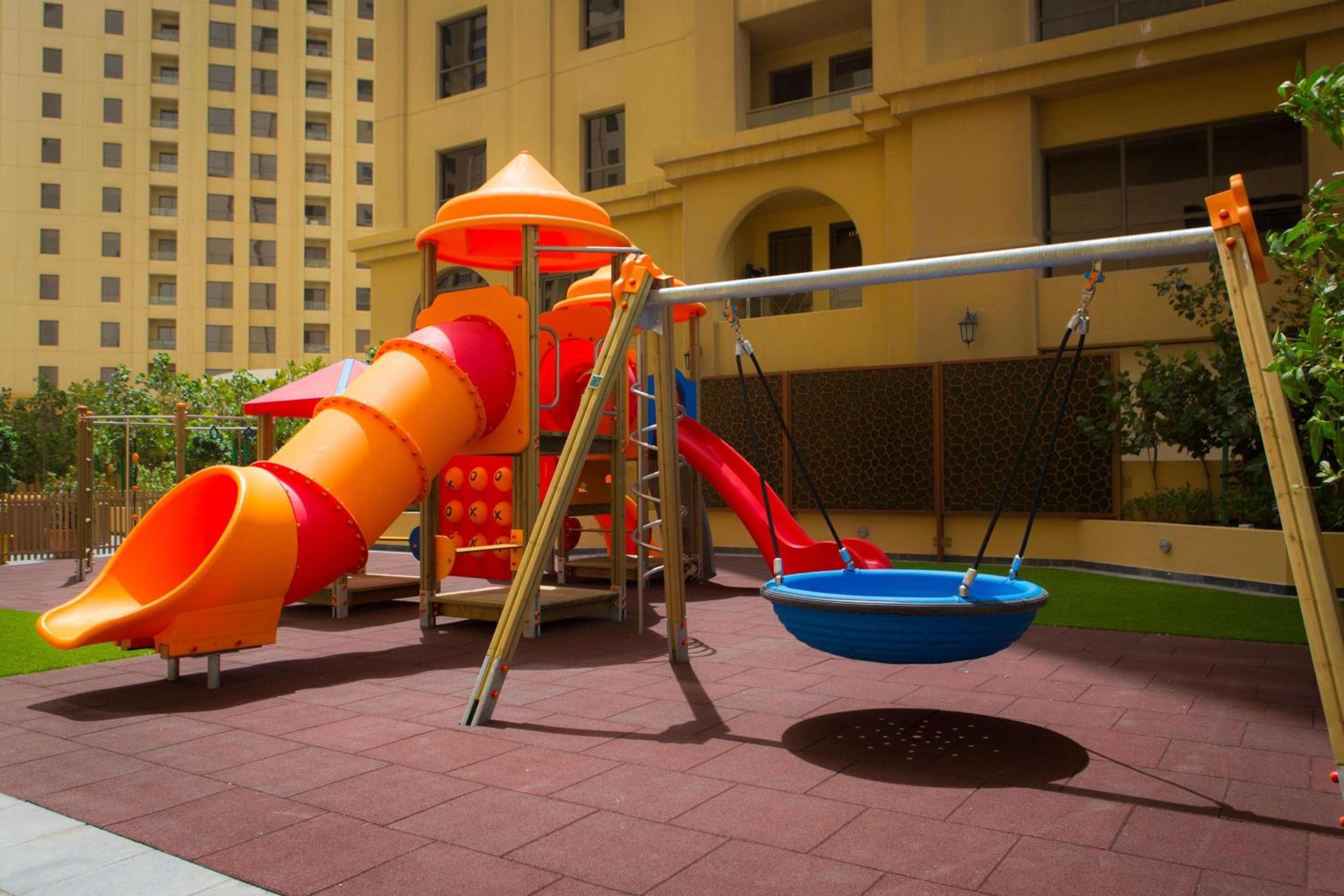 JA Ocean View Hotel, Jumeirah Beach Dubai — 4