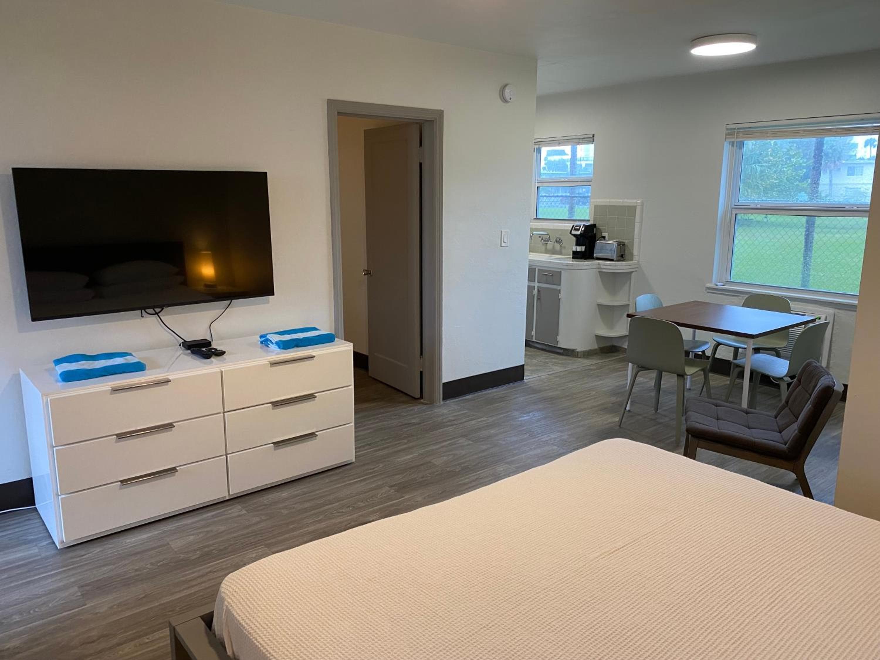 Rolo Beach Hotel — 12