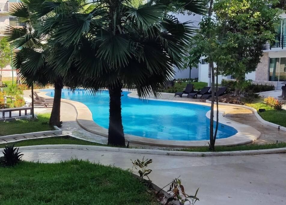 Depa Familiar PB 6pax con Alberca Rodeado de Restaurantes Zona Segura — 3