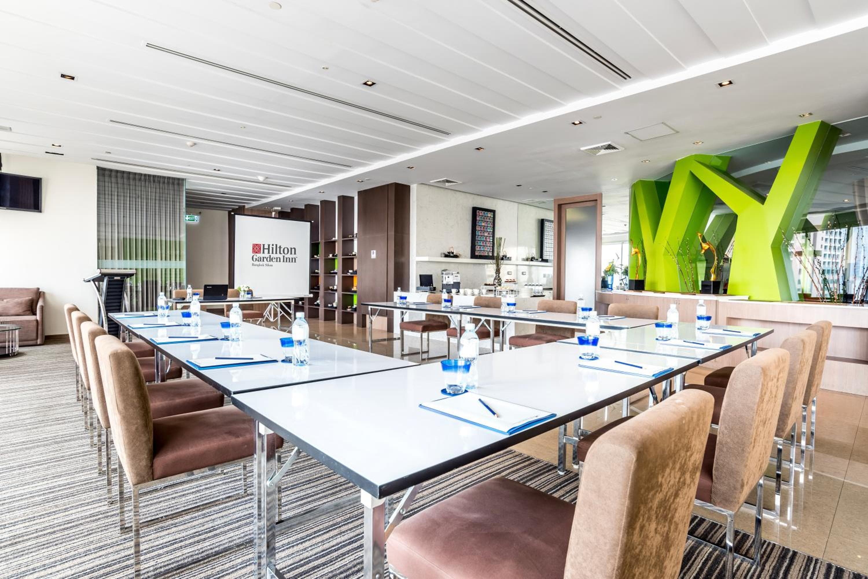 Hilton Garden Inn Bangkok Silom — 14