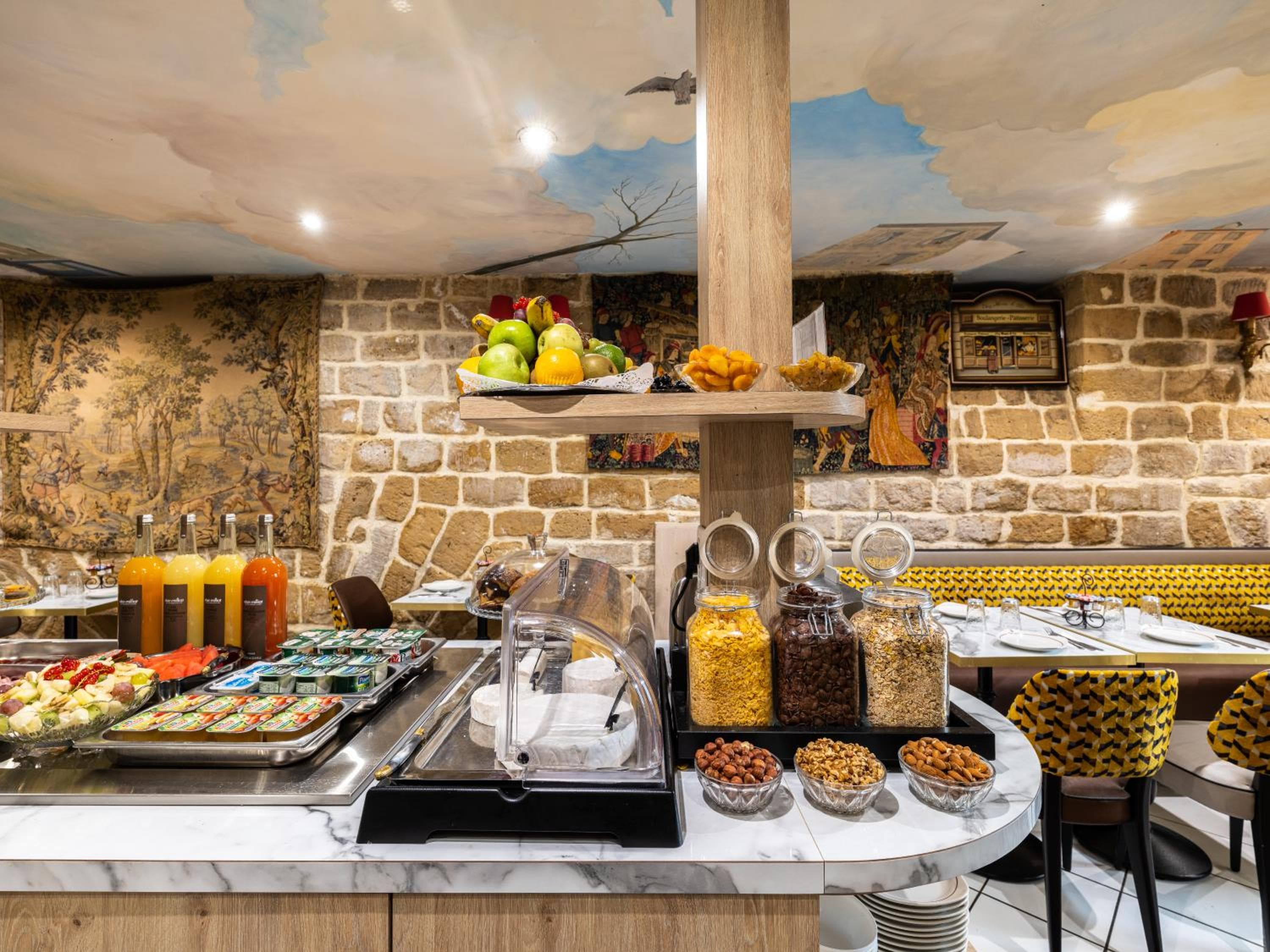 Hotel Minerve — 25