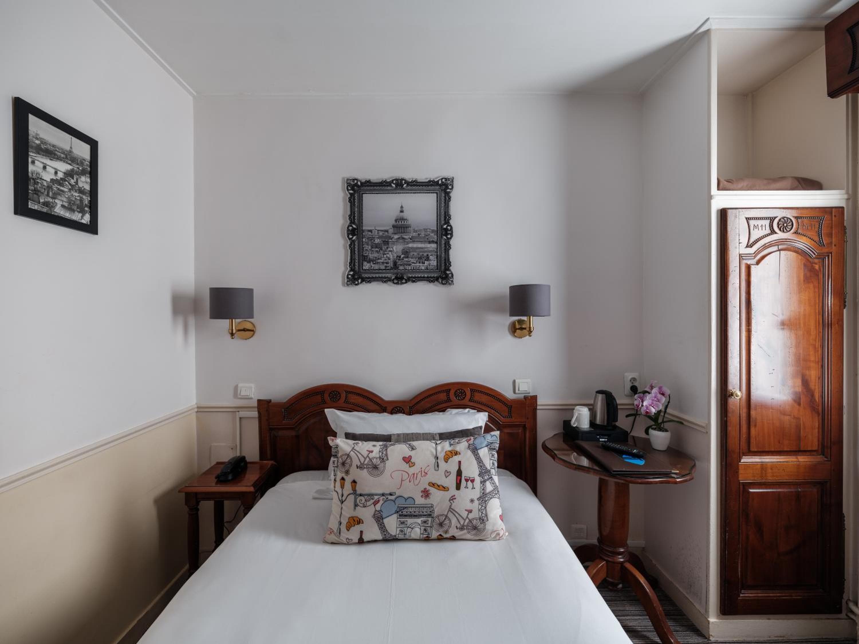 Hotel Minerve — 4