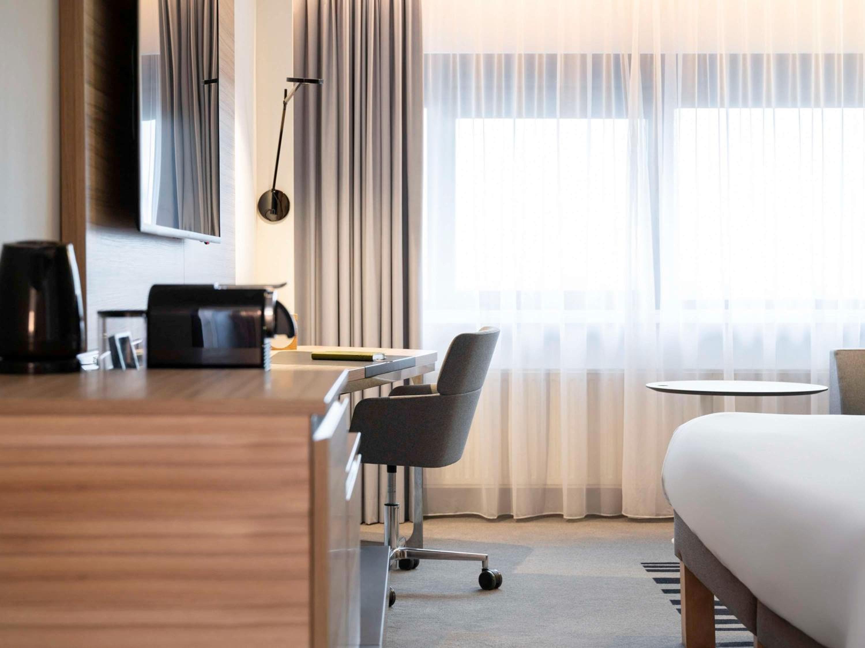 Novotel Amsterdam City — 12