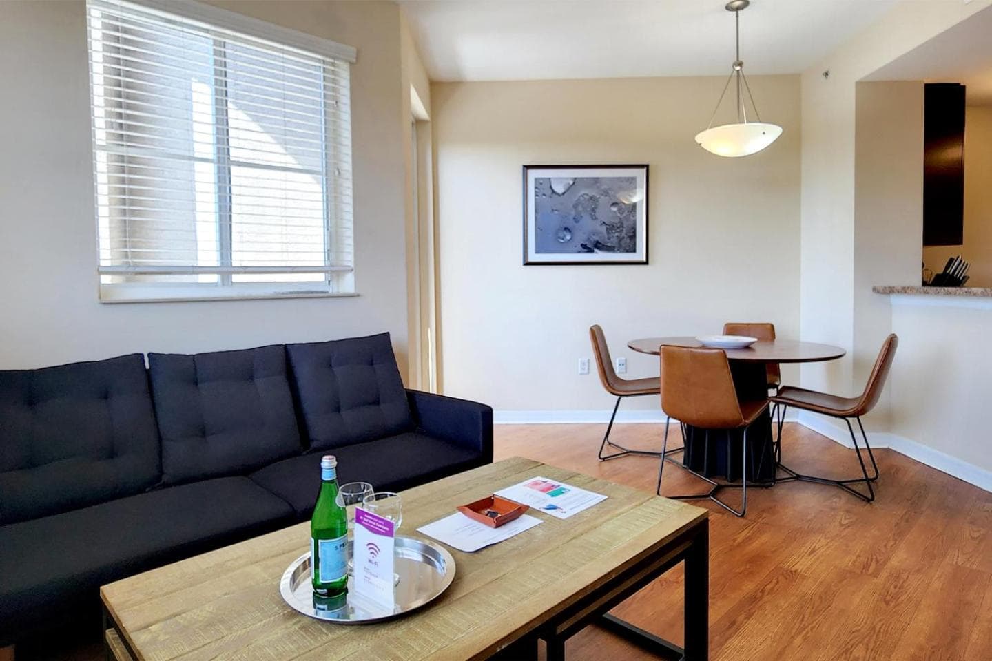 Dharma Home Suites South Miami en Red Road Commons — 22