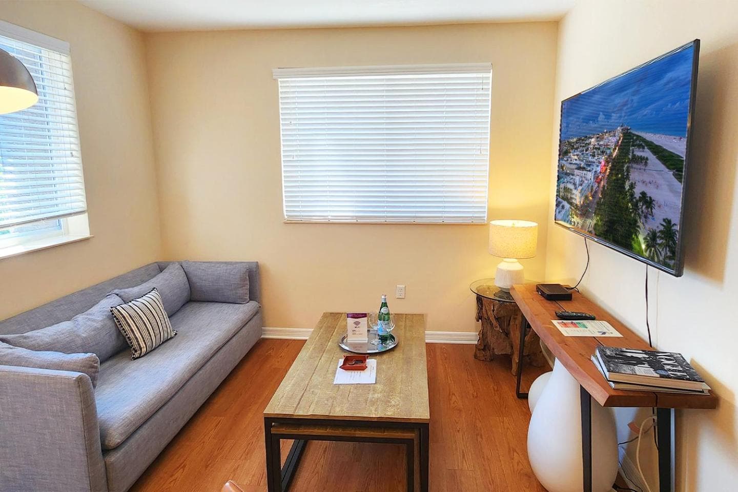 Dharma Home Suites South Miami at Red Road Commons — 24