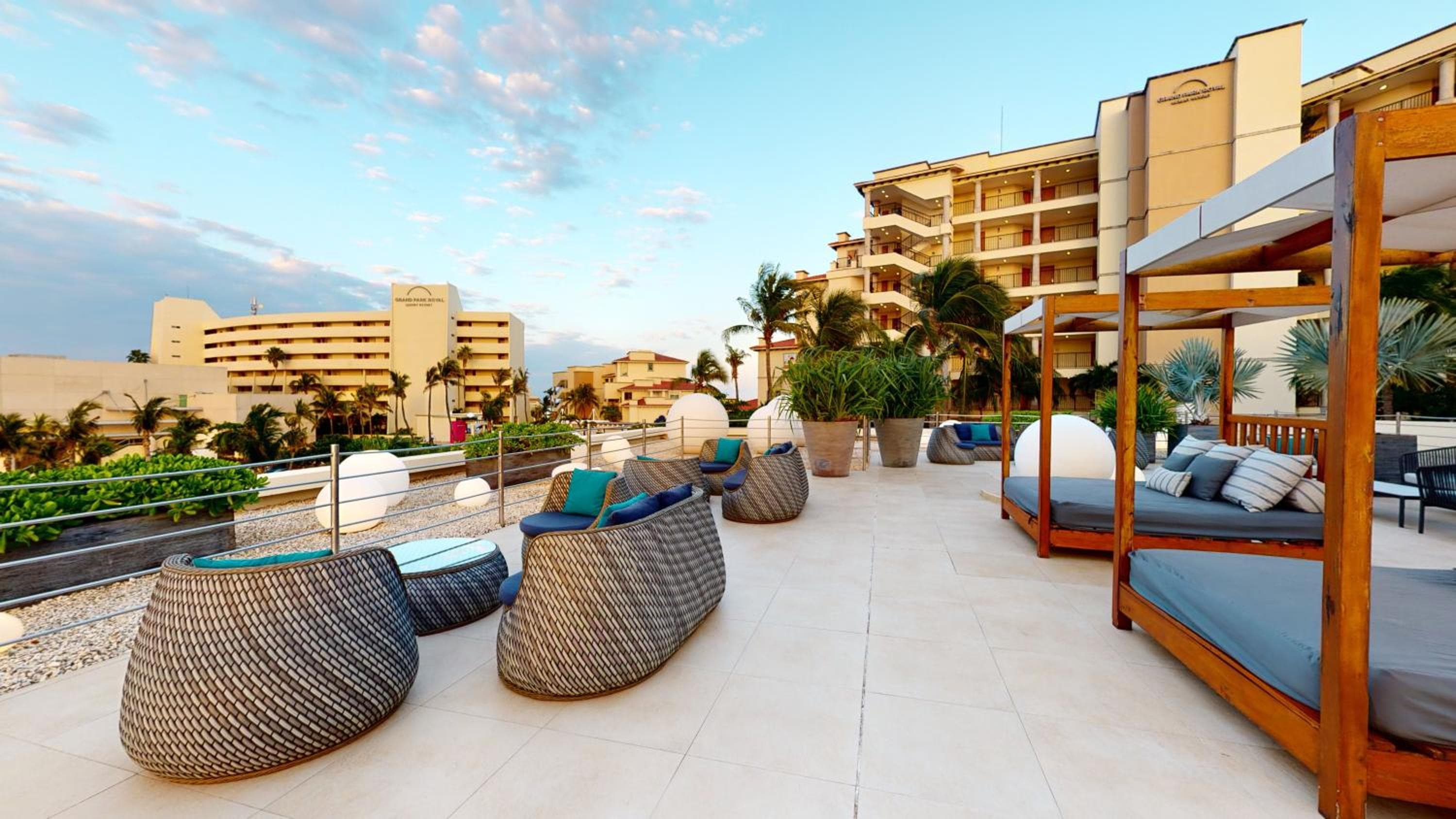Grand Park Royal Cancun - All Inclusive — 17