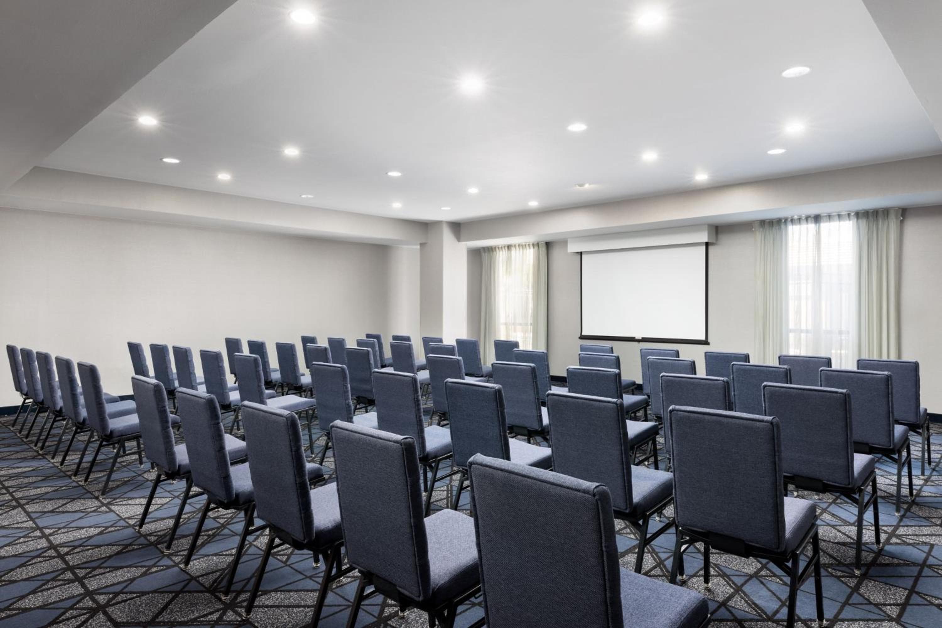 Courtyard By Marriott Las Vegas Stadium Area — 20