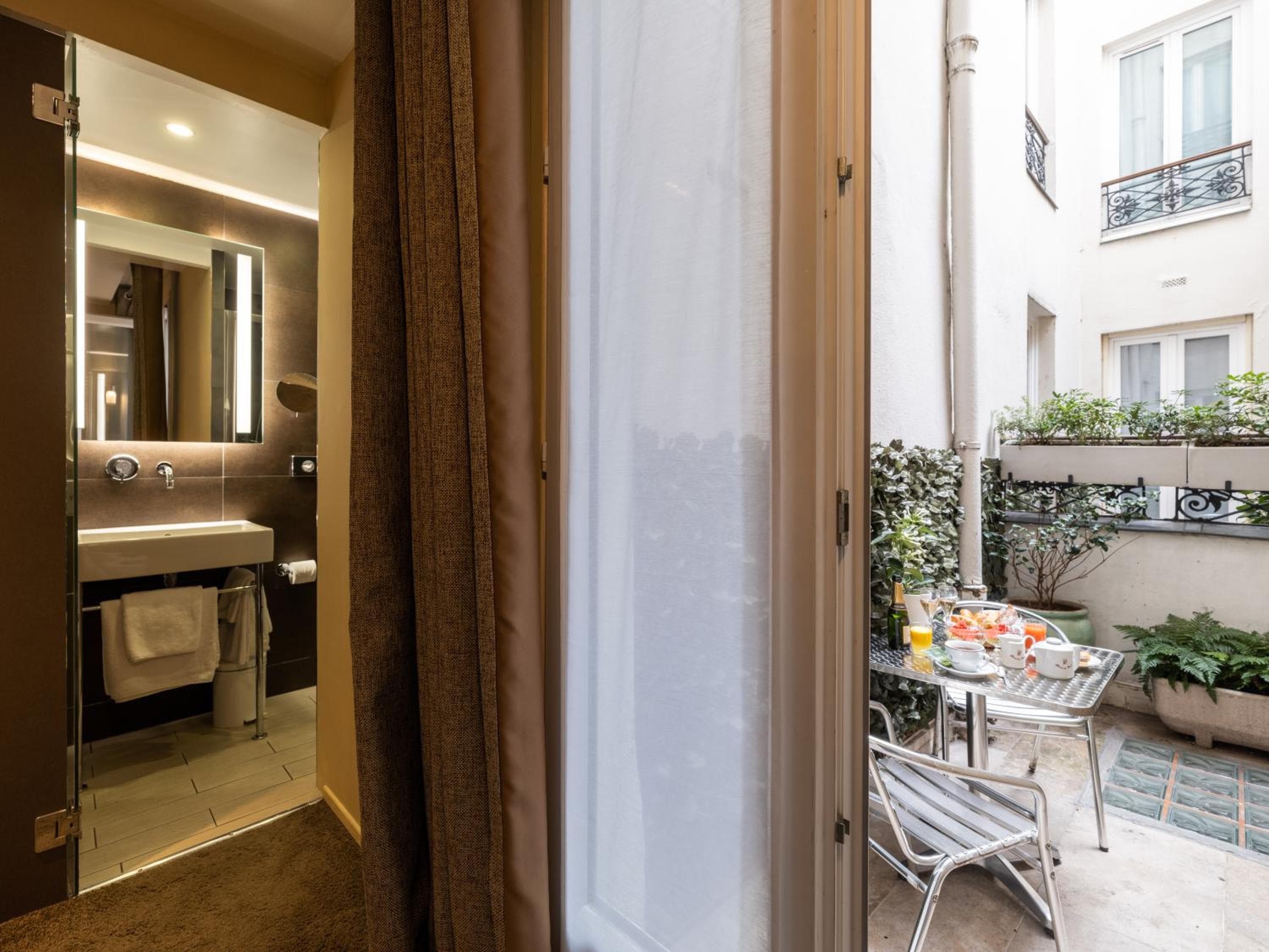 Hotel Minerve — 6