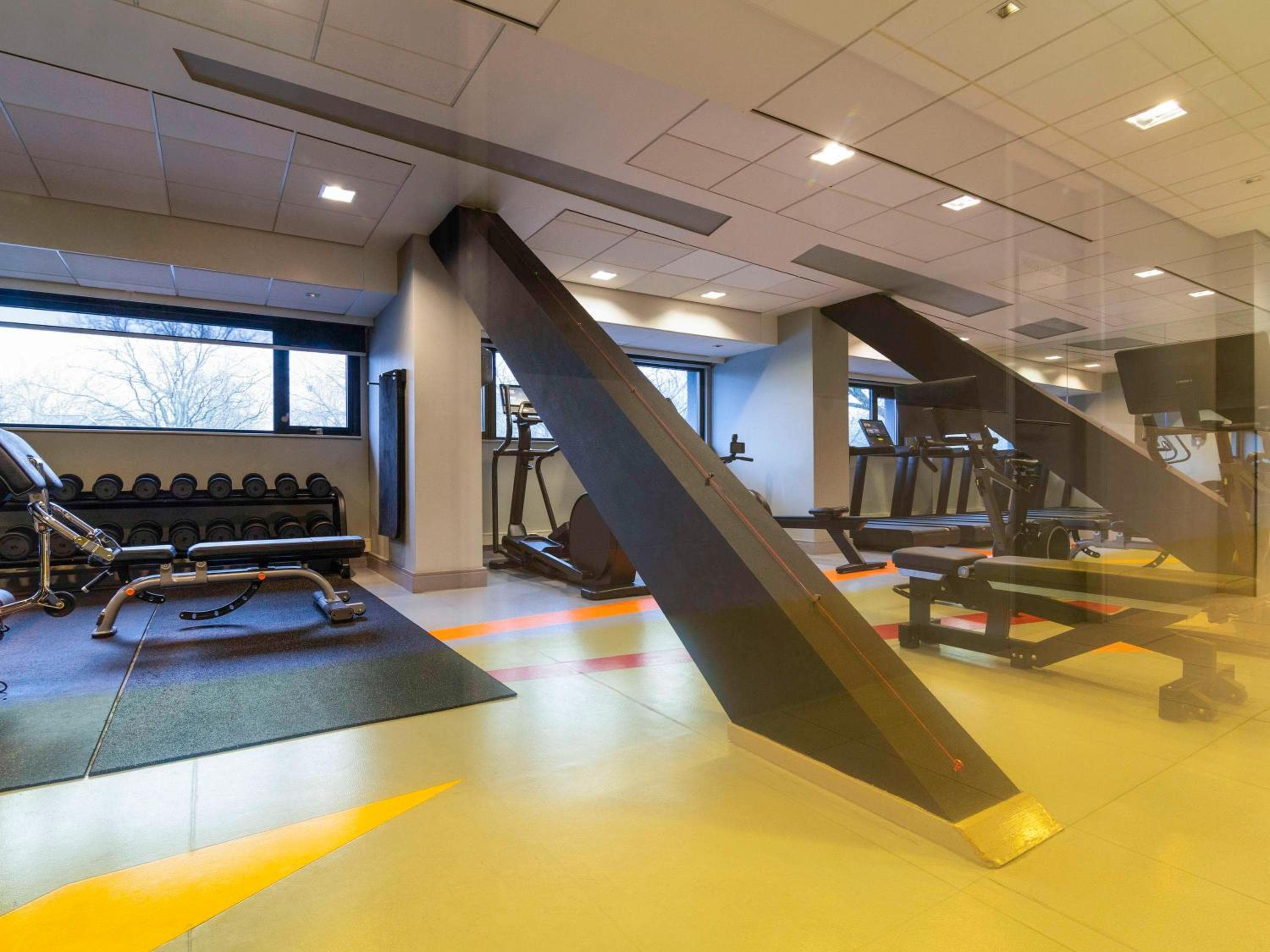 Novotel Amsterdam City — 12