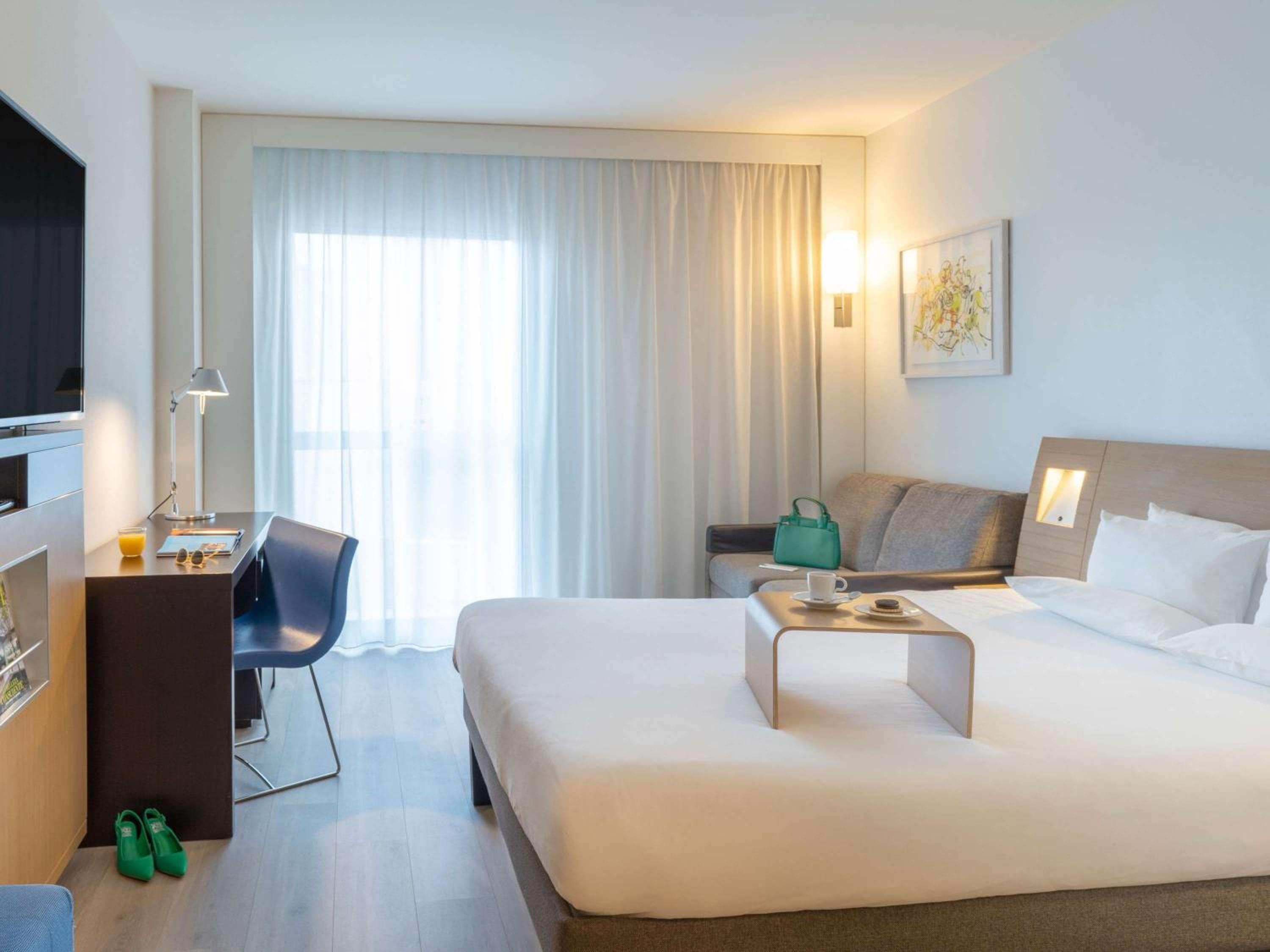 Novotel Barcelona City — 10