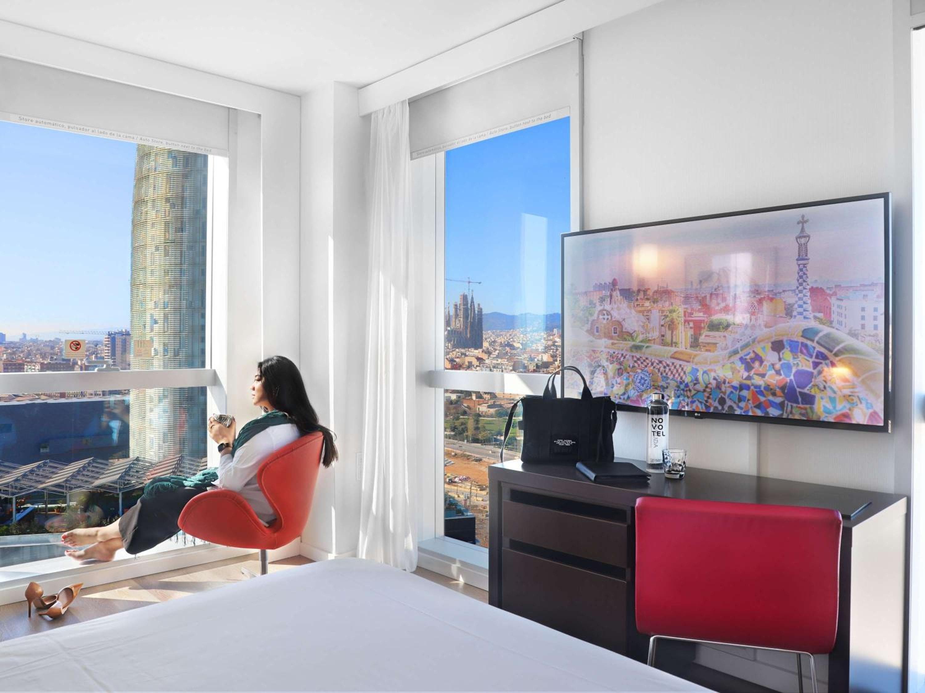 Novotel Barcelona City — 12