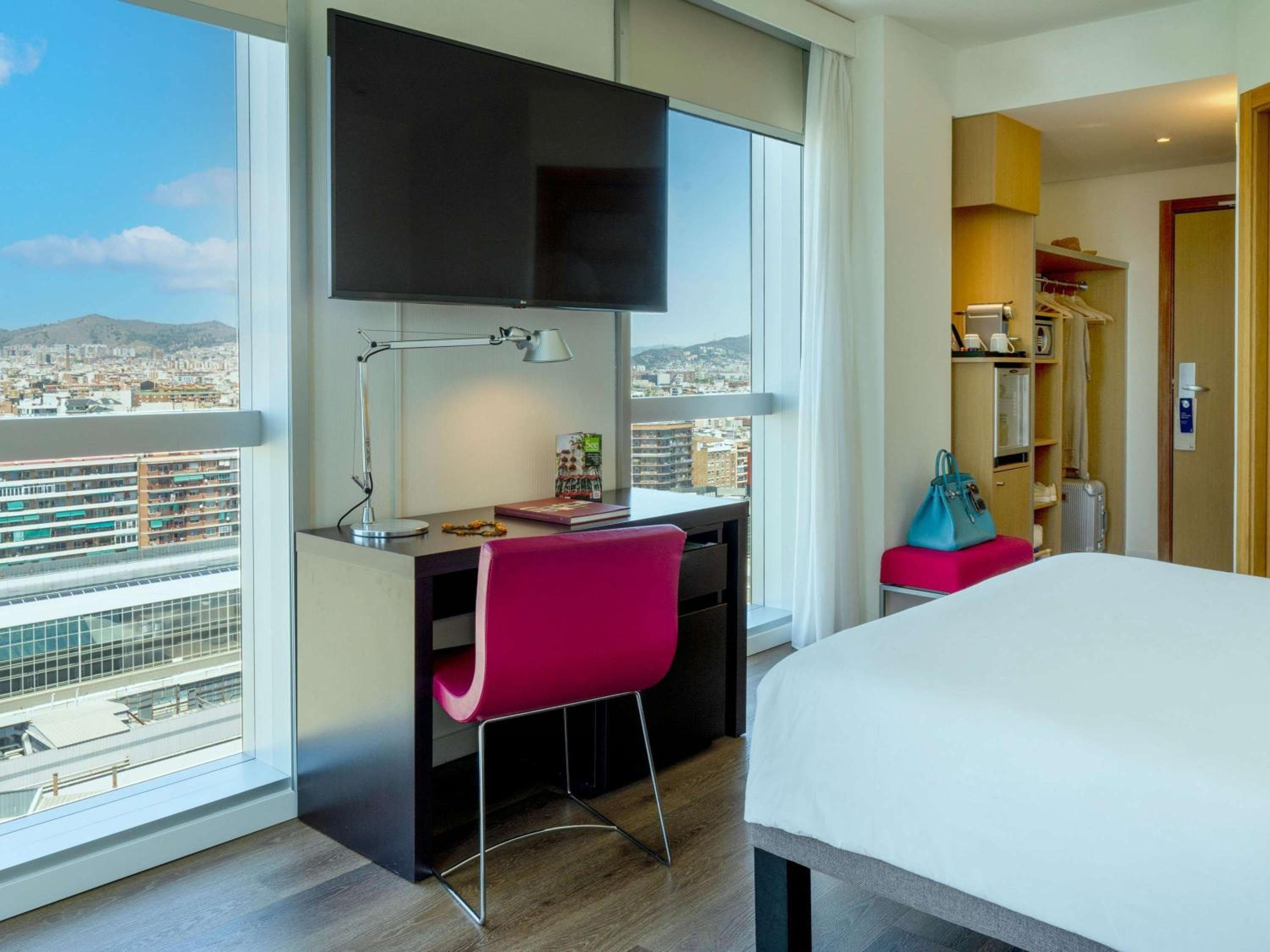 Novotel Barcelona City — 15