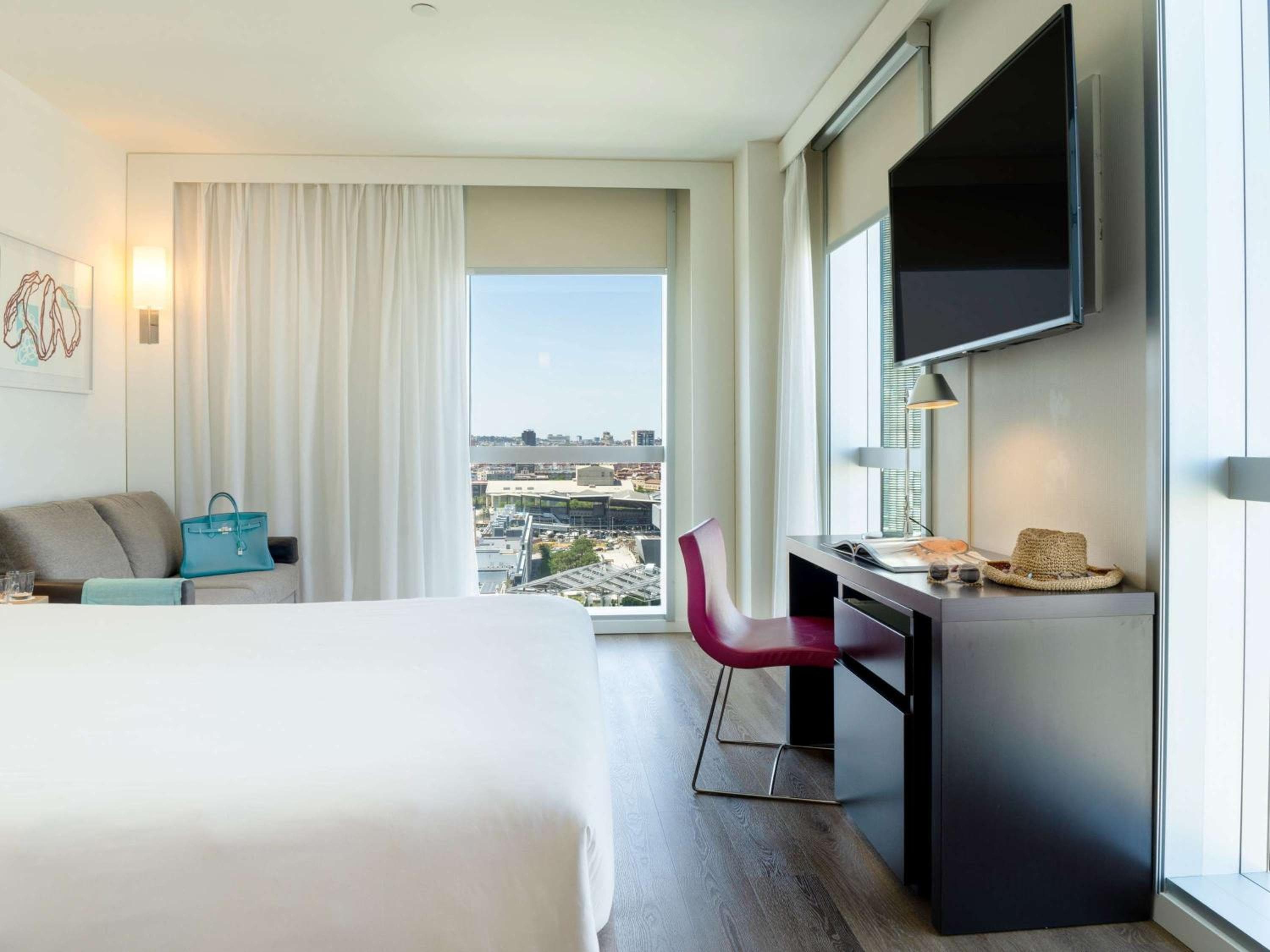 Novotel Barcelona City — 17