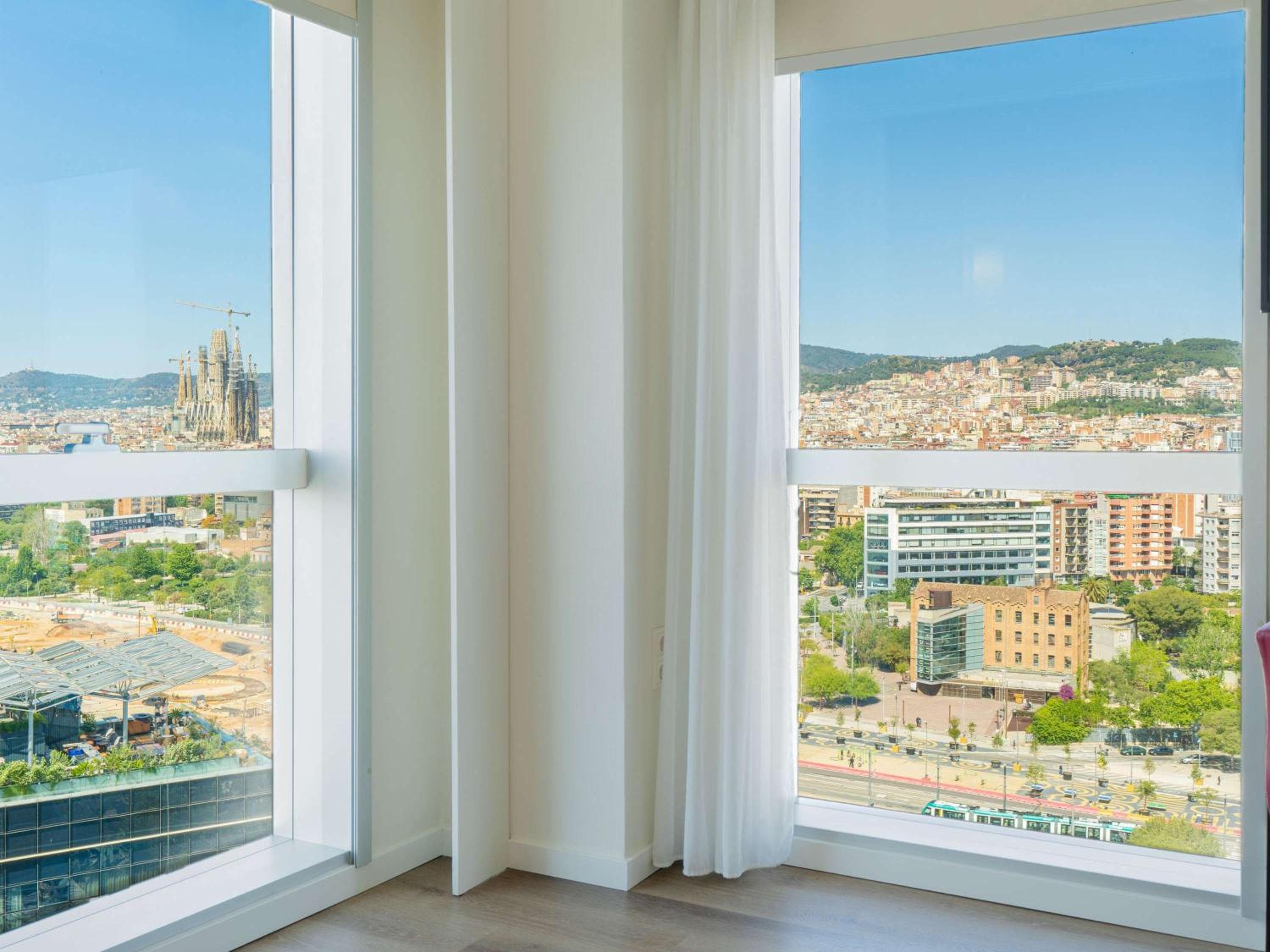 Novotel Barcelona City — 22