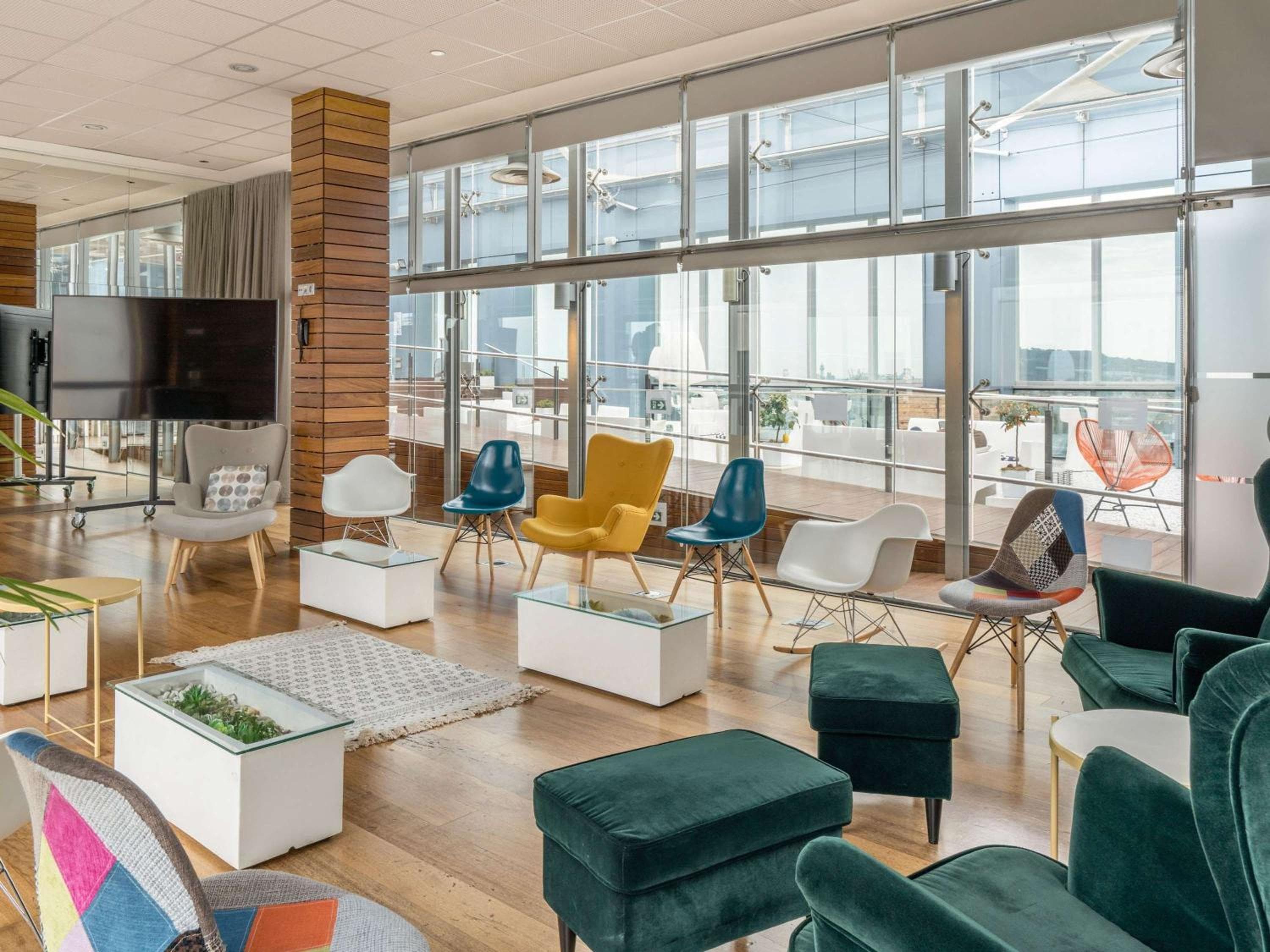 Novotel Barcelona City — 4