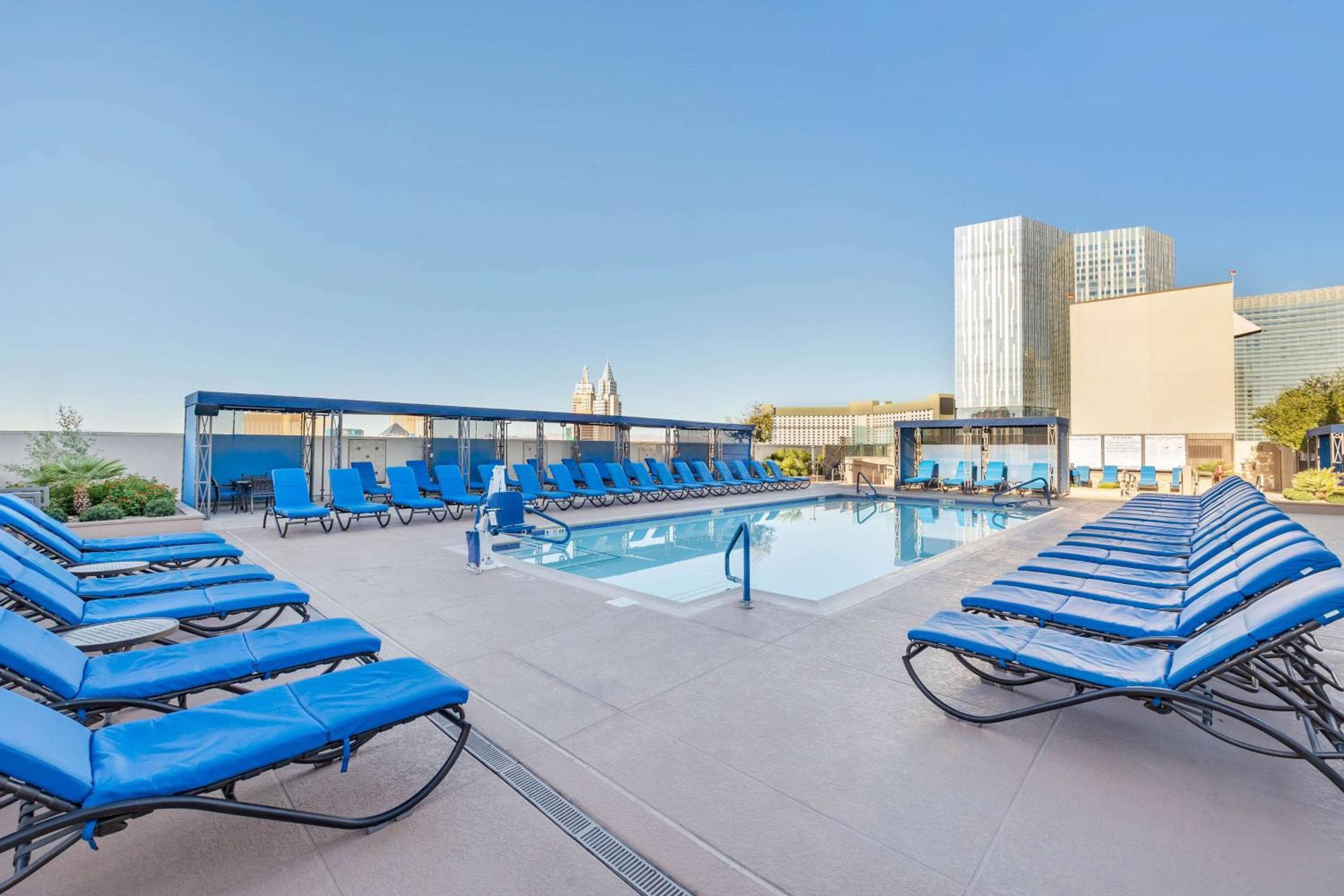 Hilton Vacation Club Polo Towers Las Vegas — 11