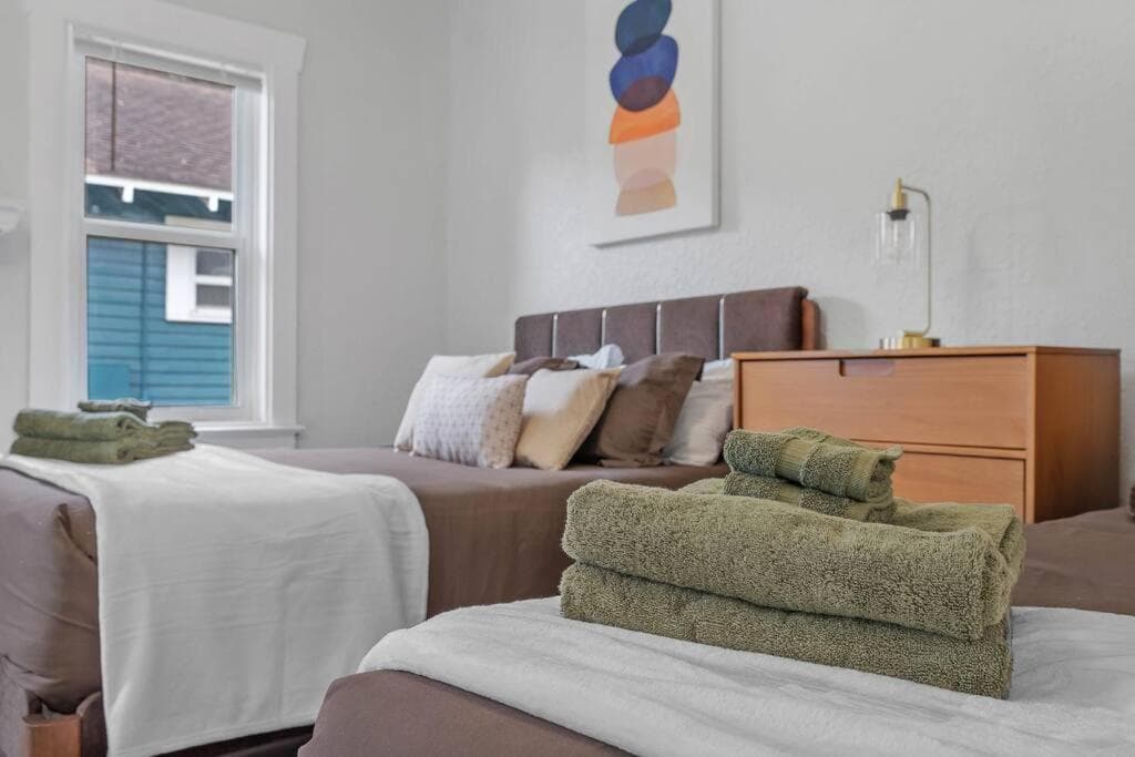 Mid-Century Modern Retreat by Coffee, Food + Shops — 28